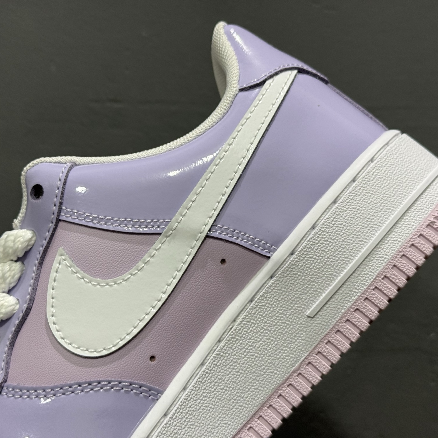 200 NK Air Force 1 Low 空军一号低帮休闲板鞋 HV9405-500