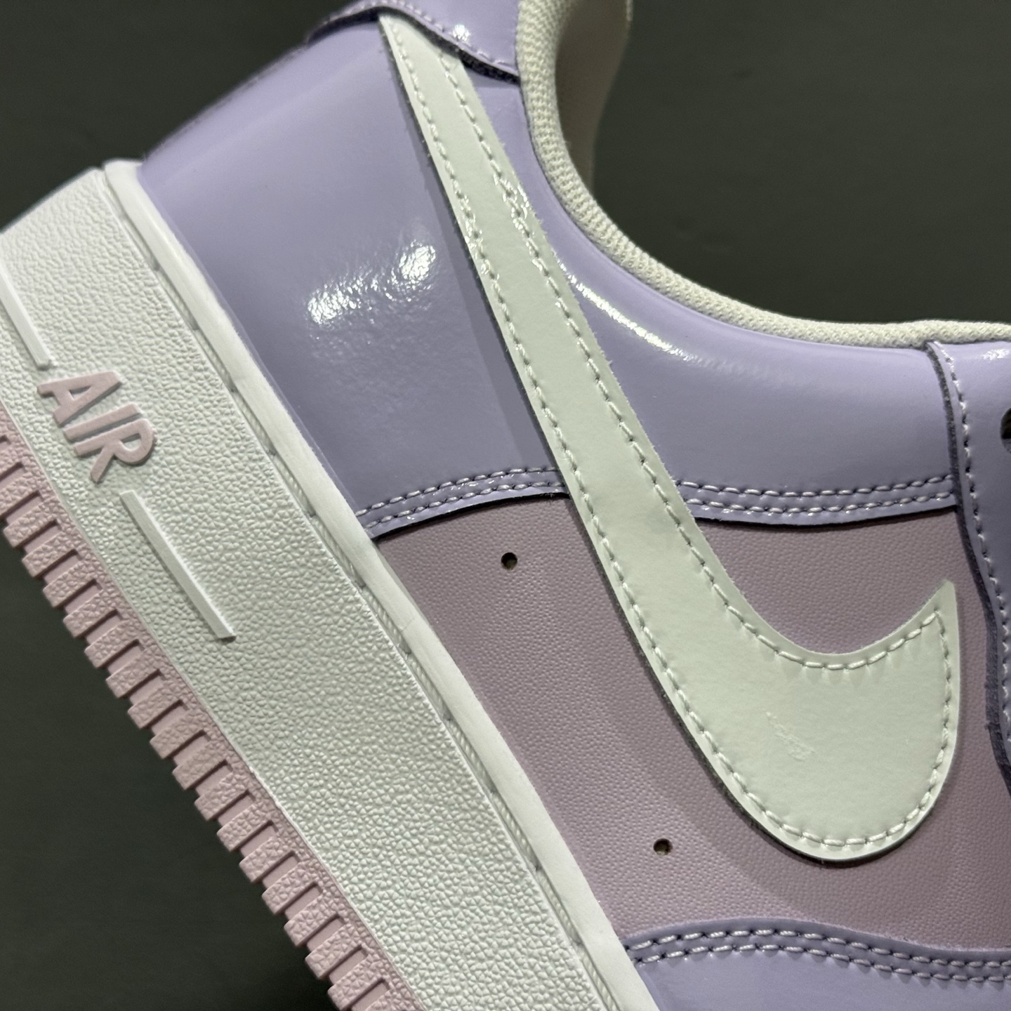 200 NK Air Force 1 Low 空军一号低帮休闲板鞋 HV9405-500