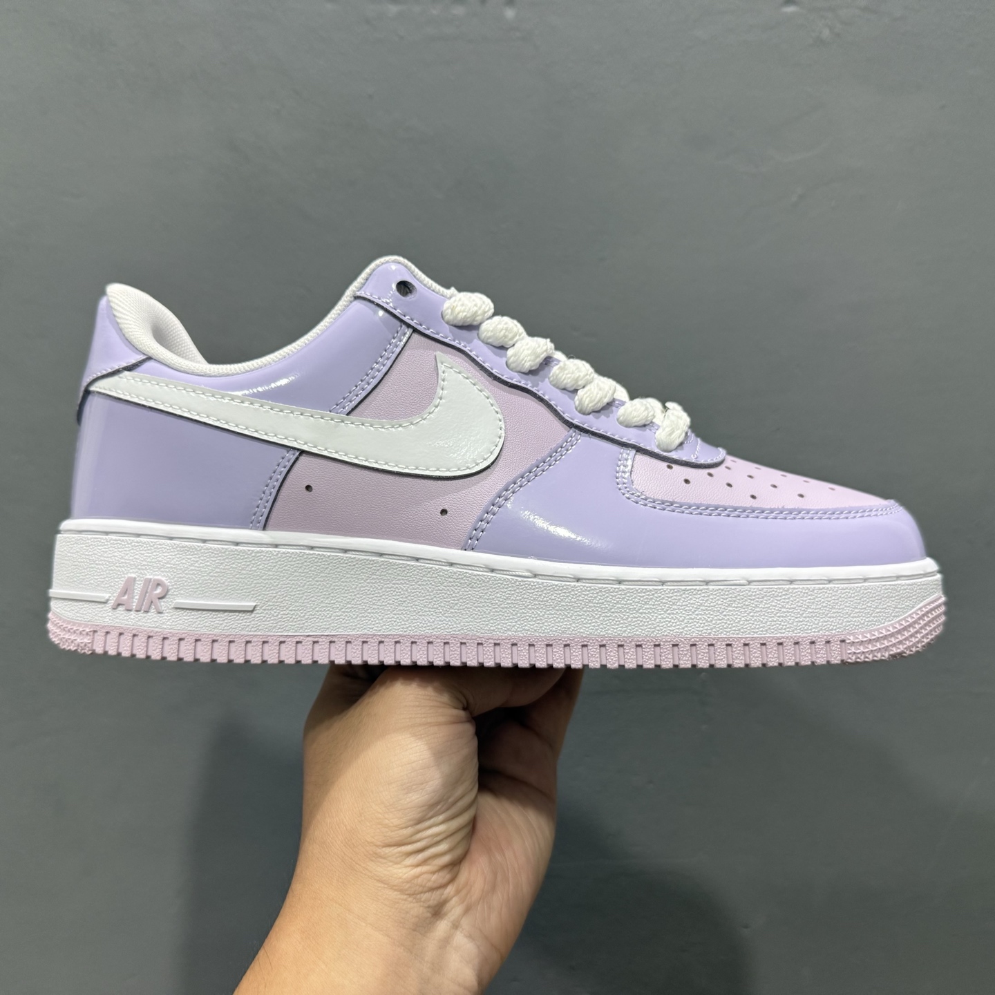 200 NK Air Force 1 Low 空军一号低帮休闲板鞋 HV9405-500