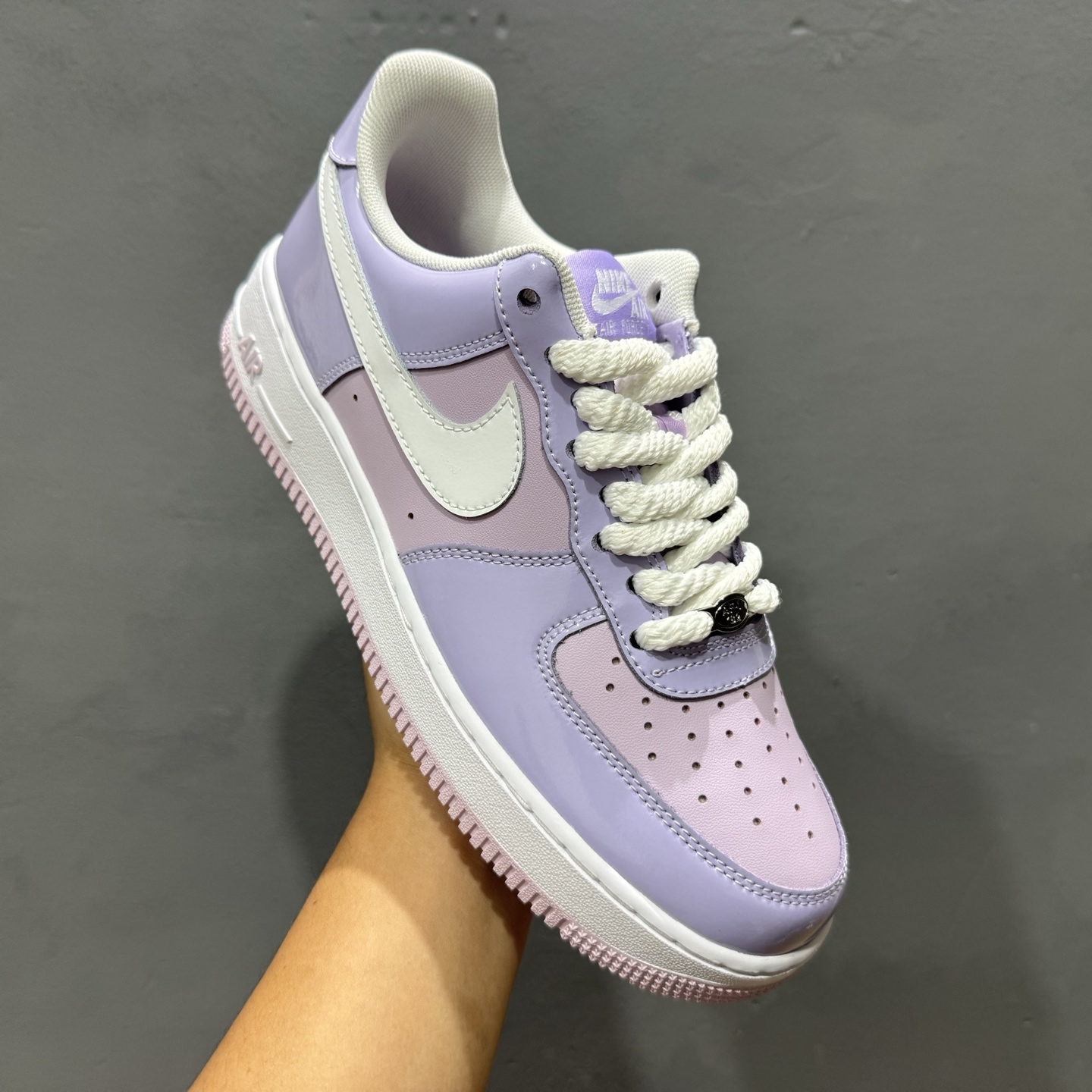 200 NK Air Force 1 Low 空军一号低帮休闲板鞋 HV9405-500