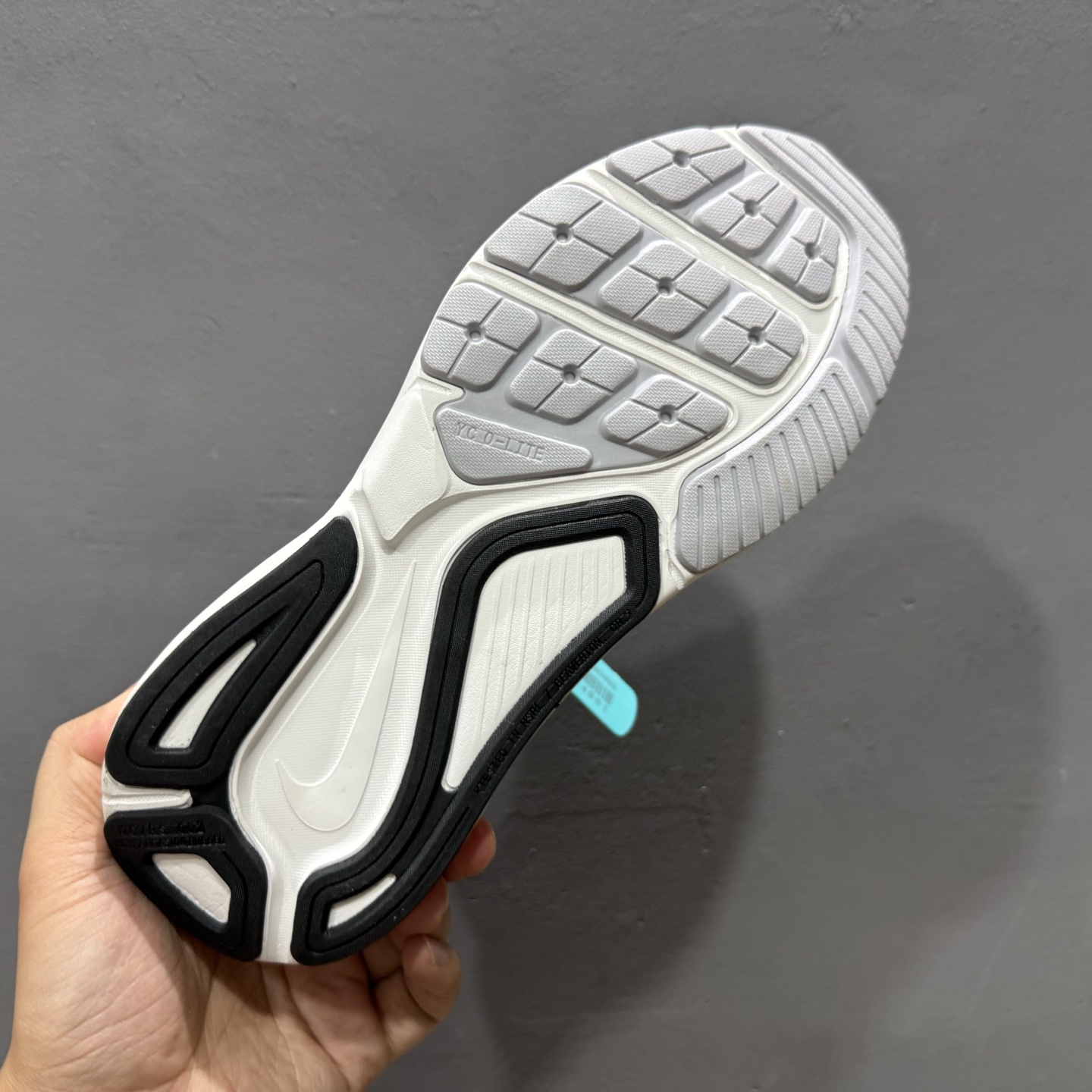 180 NIKE STRUCTURE 26代登月系列网 透面气 训跑练步鞋 HJ1102-102