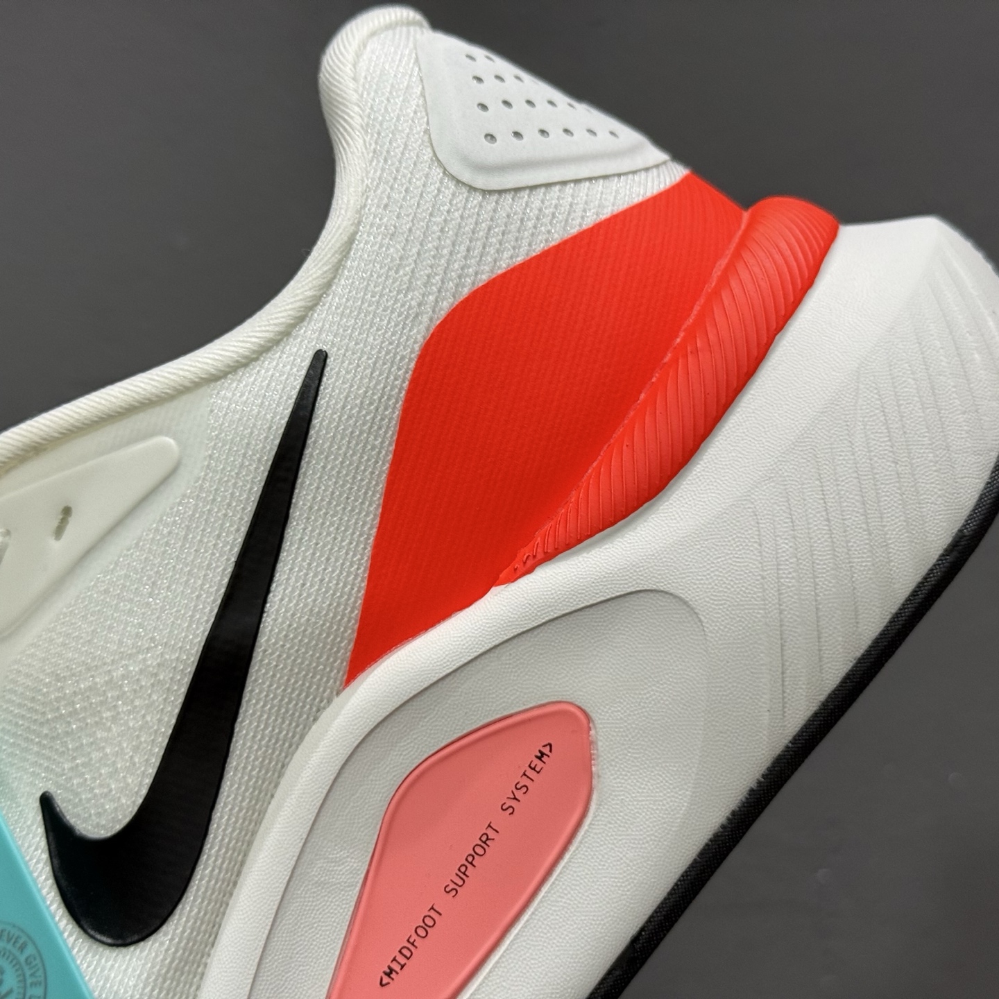 180 NIKE STRUCTURE 26代登月系列网 透面气 训跑练步鞋 HJ1102-102