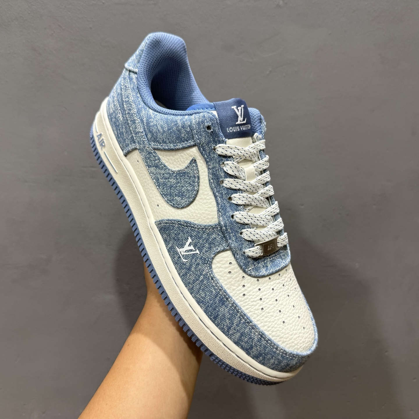 250 Nike Air Force 1‘07 Low LV联名 冰蓝牛仔 空军一号低帮休闲板鞋 LW9279-021