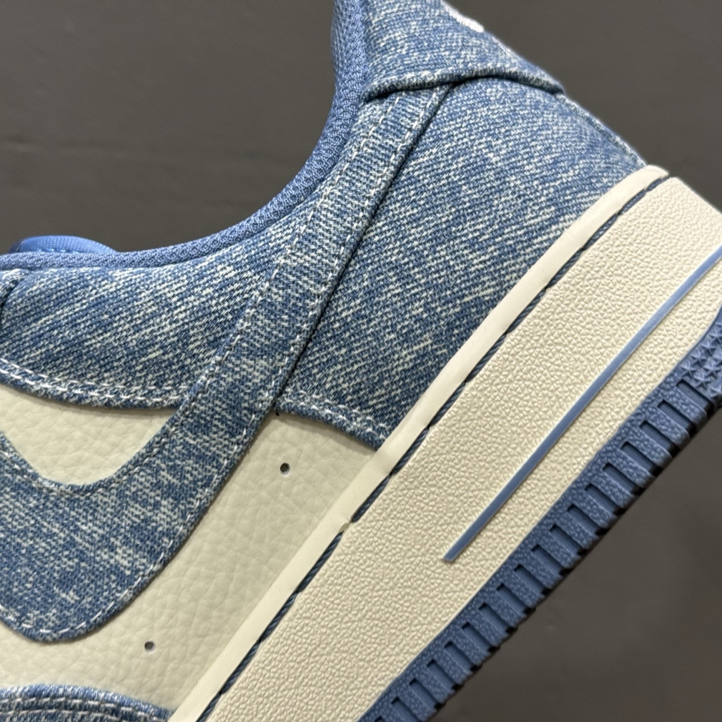 250 Nike Air Force 1‘07 Low LV联名 冰蓝牛仔 空军一号低帮休闲板鞋 LW9279-021