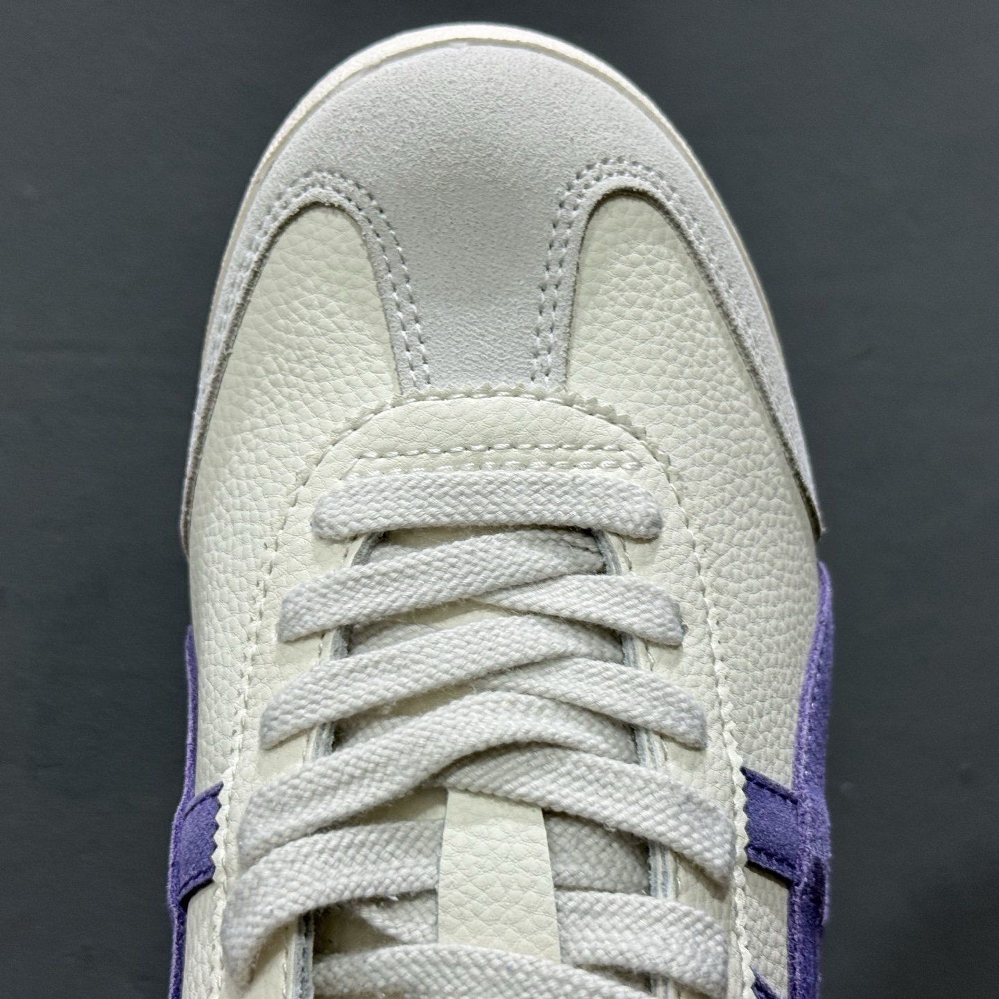 240 Onitsuka Tiger MEXICO 66 亚瑟士鬼冢虎复古经典板鞋 DL408-147