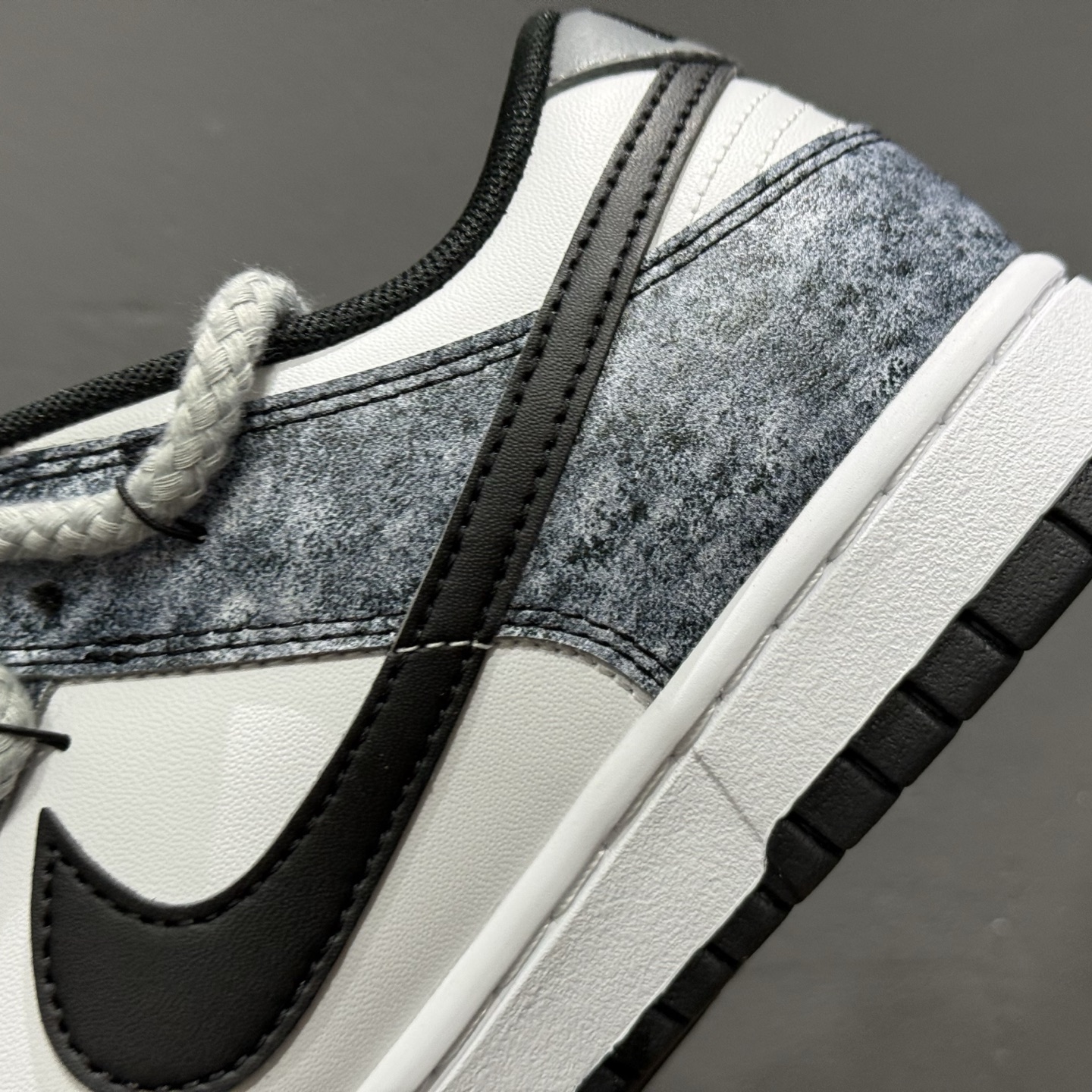 280 Nike SB Dunk Low 熊猫恶作剧-滑行轨迹 绑带 低帮休闲板鞋 DD1391-100