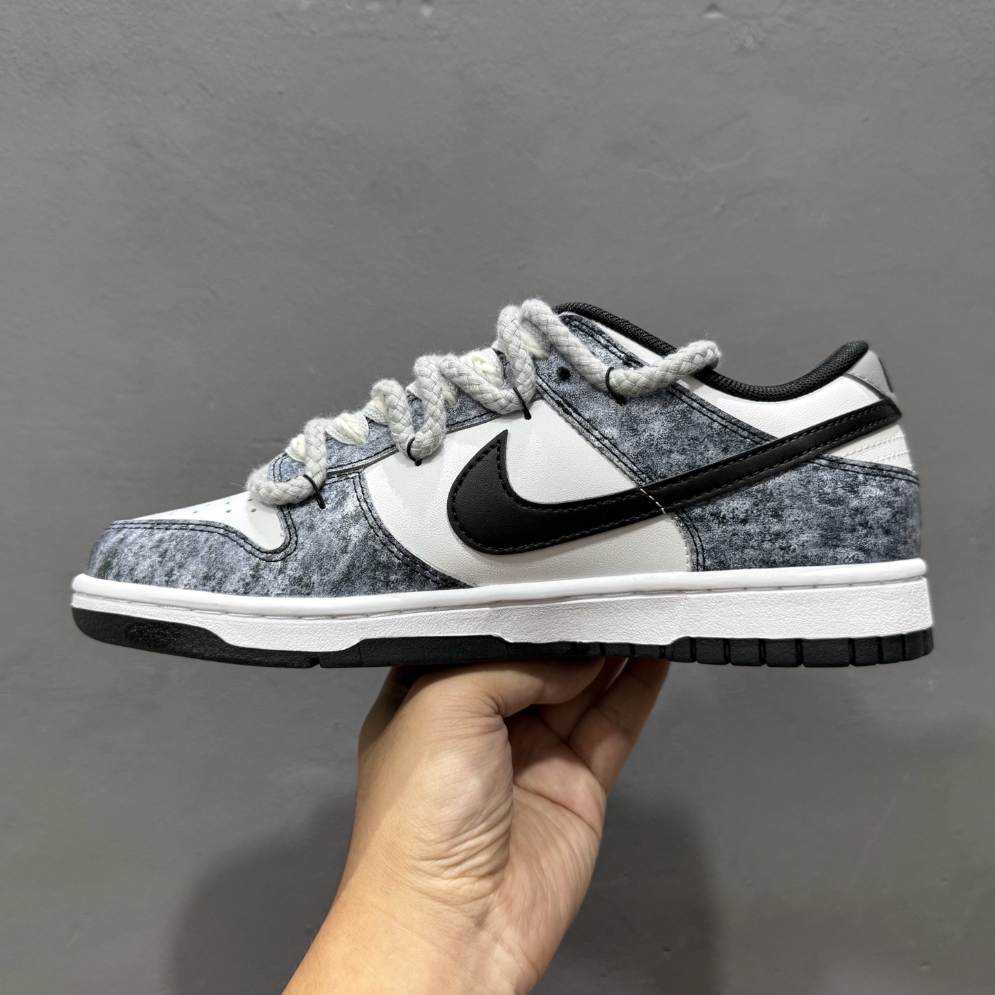 280 Nike SB Dunk Low 熊猫恶作剧-滑行轨迹 绑带 低帮休闲板鞋 DD1391-100