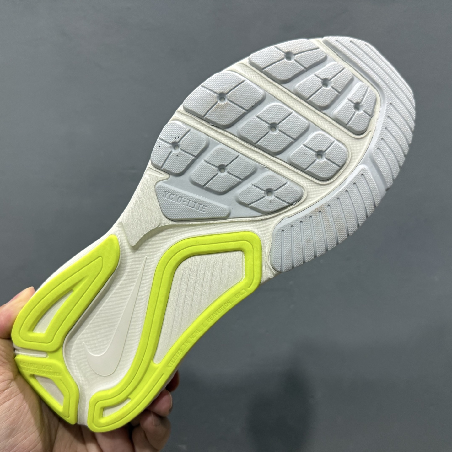 180 NIKE STRUCTURE 26代登月系列网 透面气 训跑练步鞋 HJ1101-103
