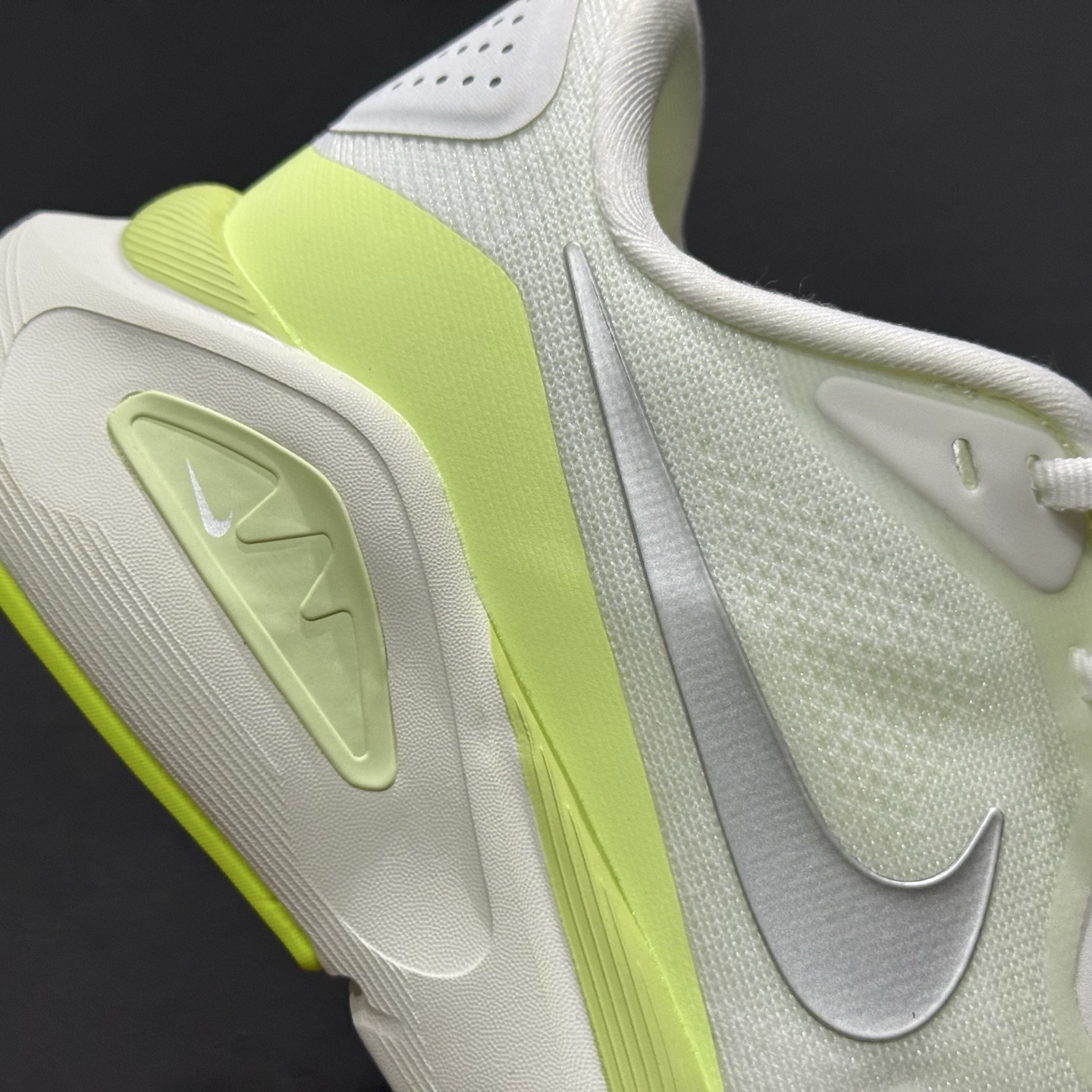 180 NIKE STRUCTURE 26代登月系列网 透面气 训跑练步鞋 HJ1101-103