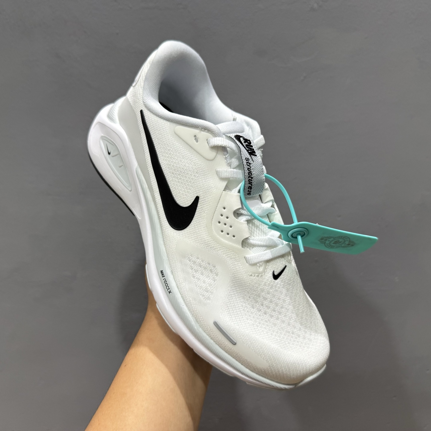 180 NIKE STRUCTURE 26代登月系列网 透面气 训跑练步鞋 HJ1102-100