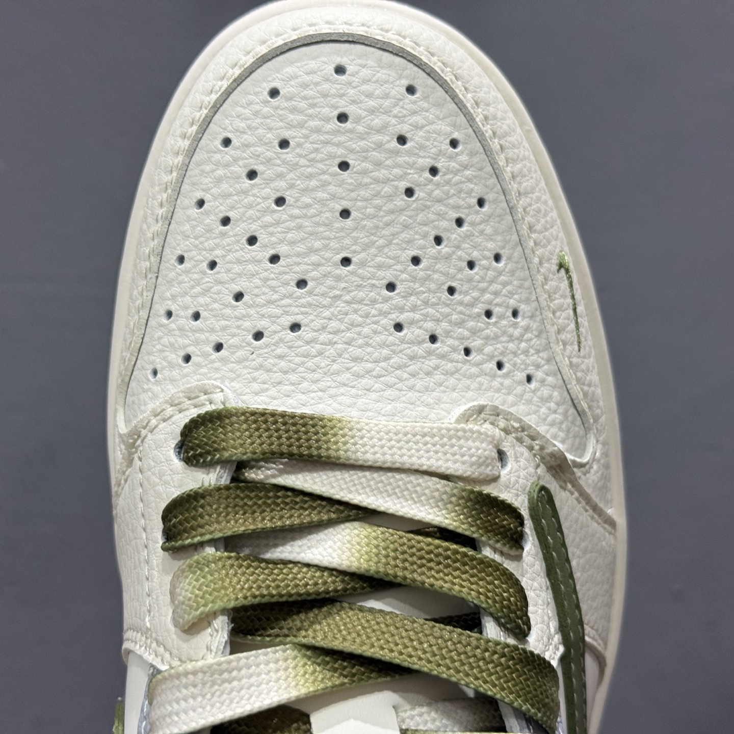 280 Dior x Air Jordan 1 Low 米灰绿 QW5088-203