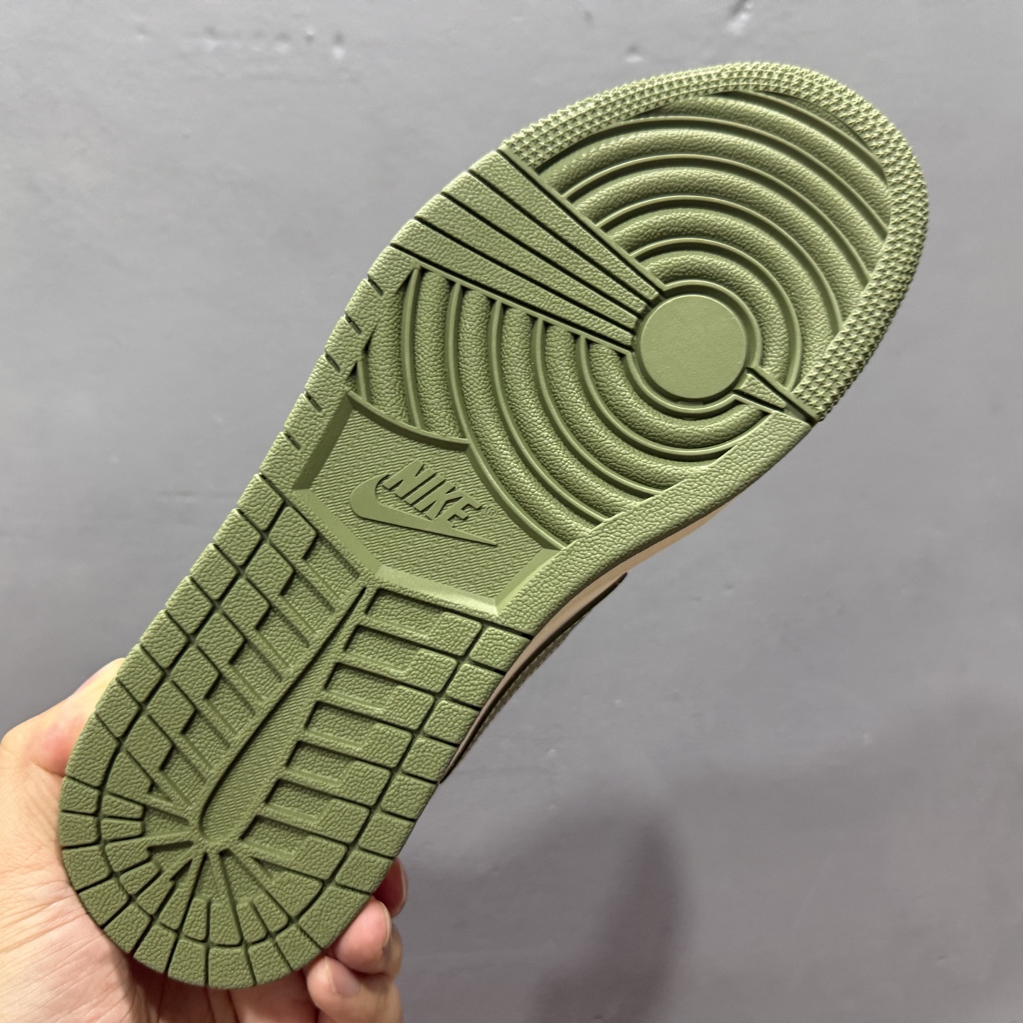 280 Dior x Air Jordan 1 Low 米灰绿 QW5088-203