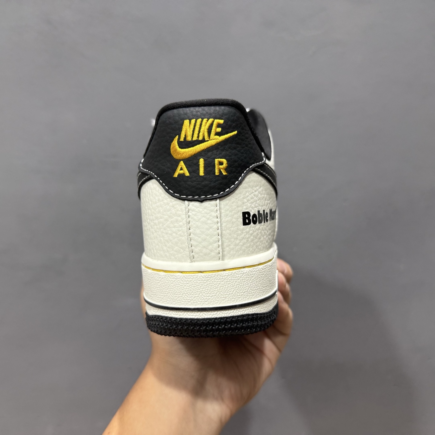 260 POP MART x NIke Air Force 1 白灰黑金 SC0601-564