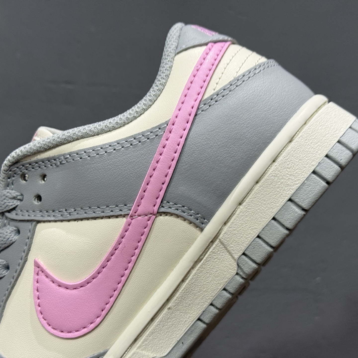 180 Nike Dunk Low 灰粉色 DD1873-002