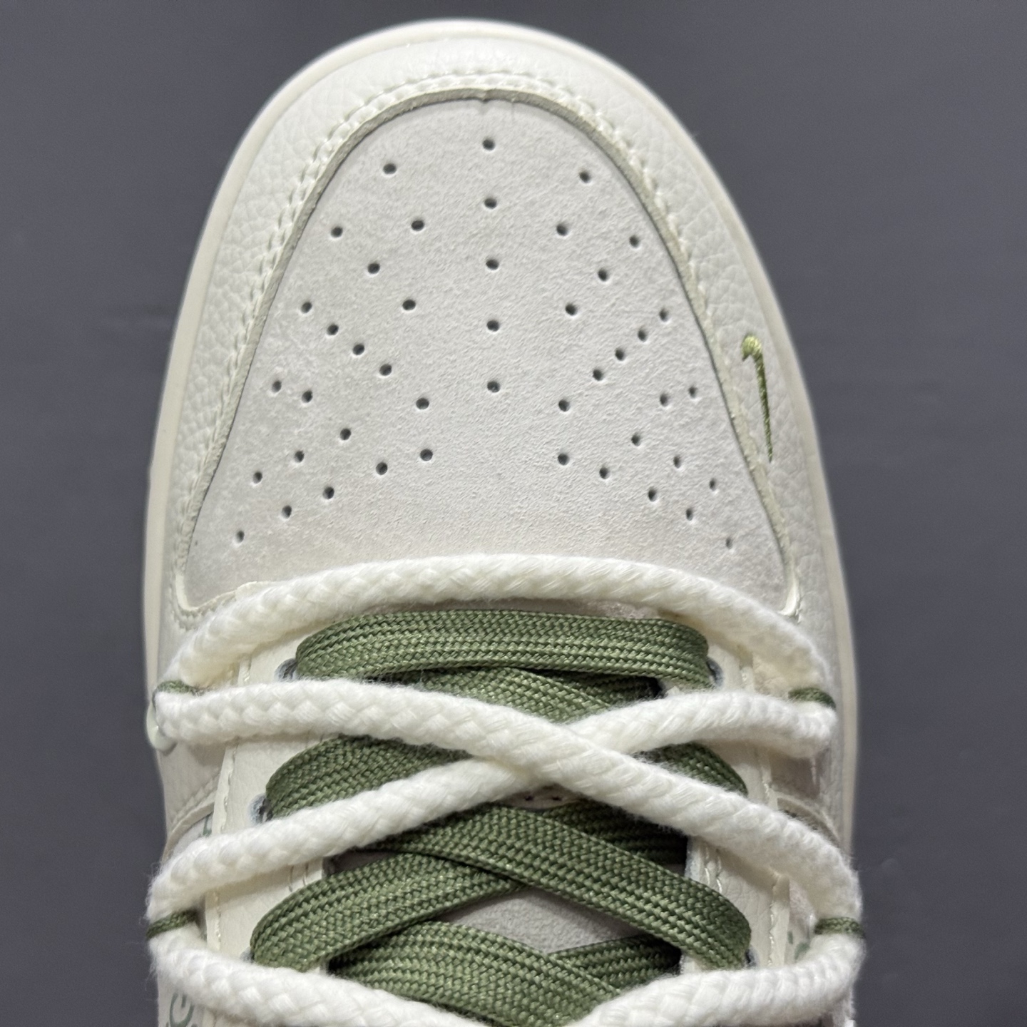 200 Nike SB Dunk Low x GUCCI 米蓝小钩 XX2025-801
