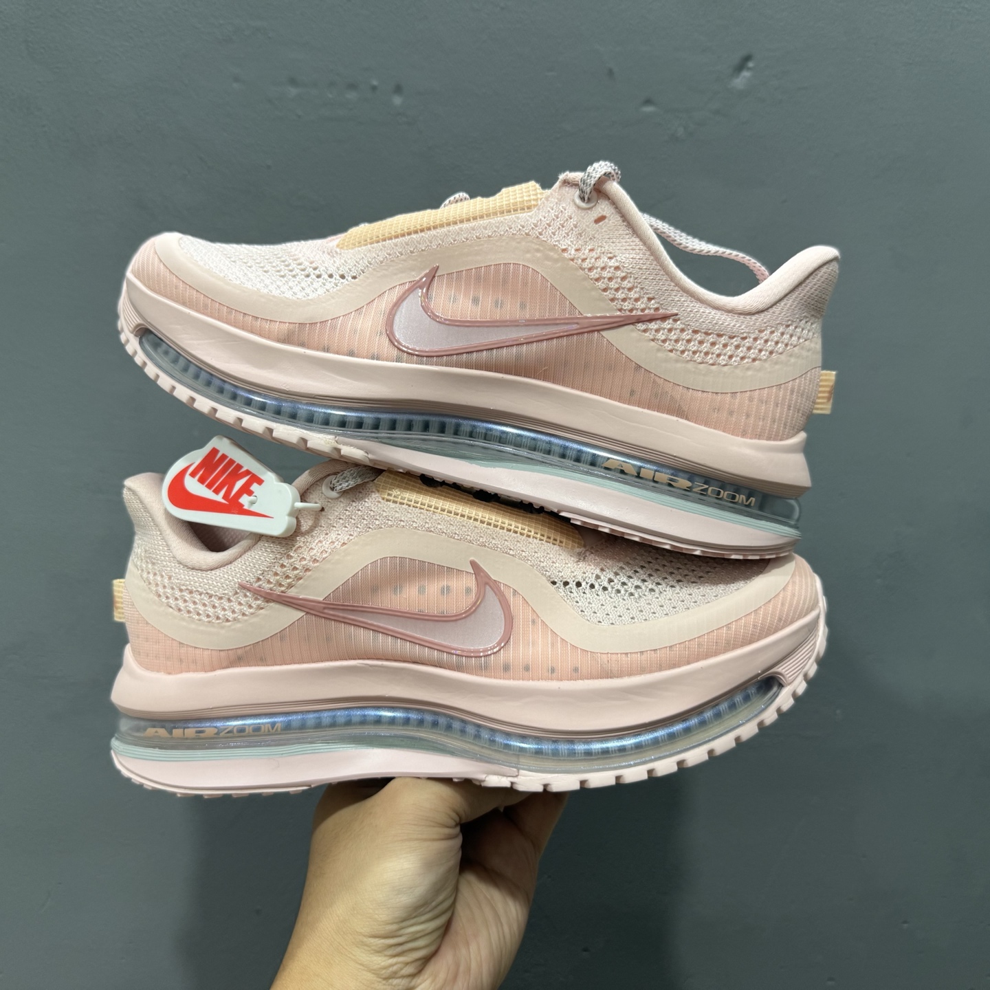 280 Air Zoom Pegasus Premium 网面全掌气垫缓 震跑鞋 HQ2593-601