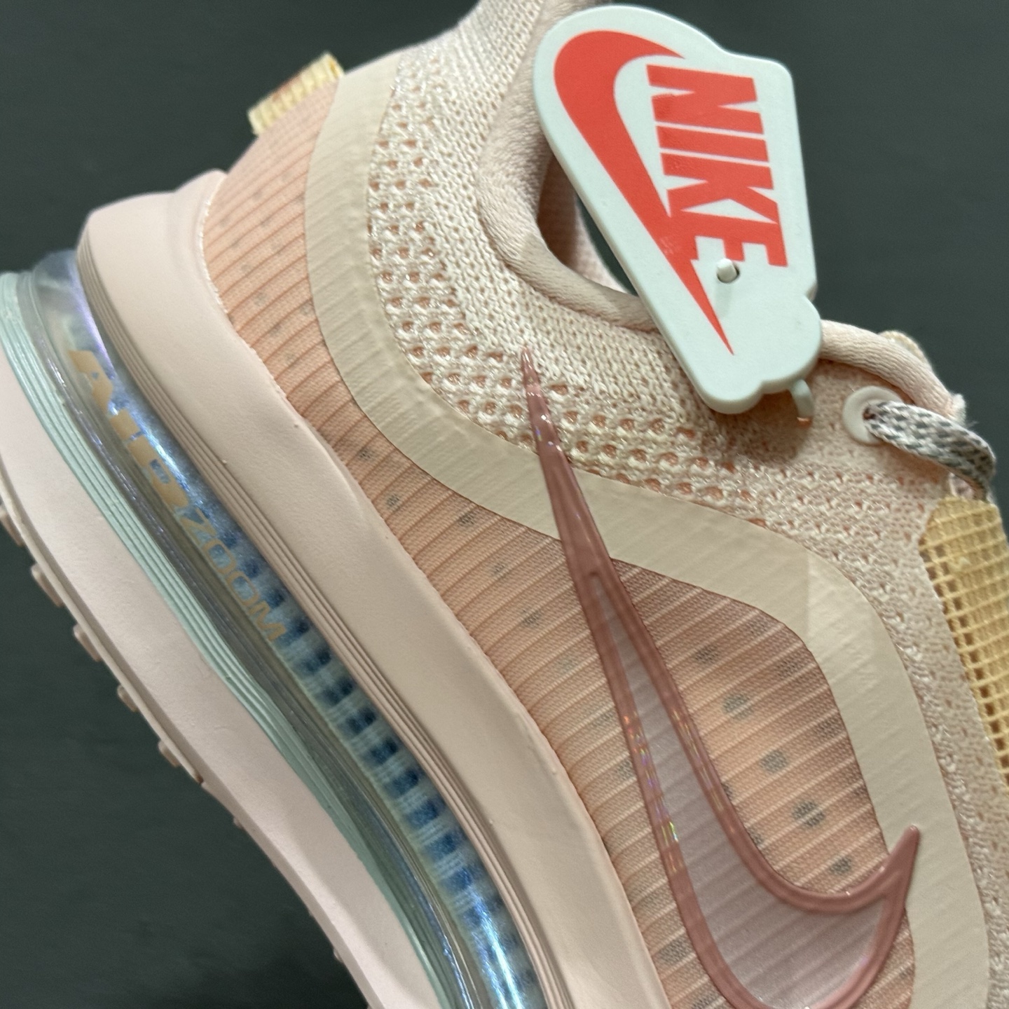 280 Air Zoom Pegasus Premium 网面全掌气垫缓 震跑鞋 HQ2593-601
