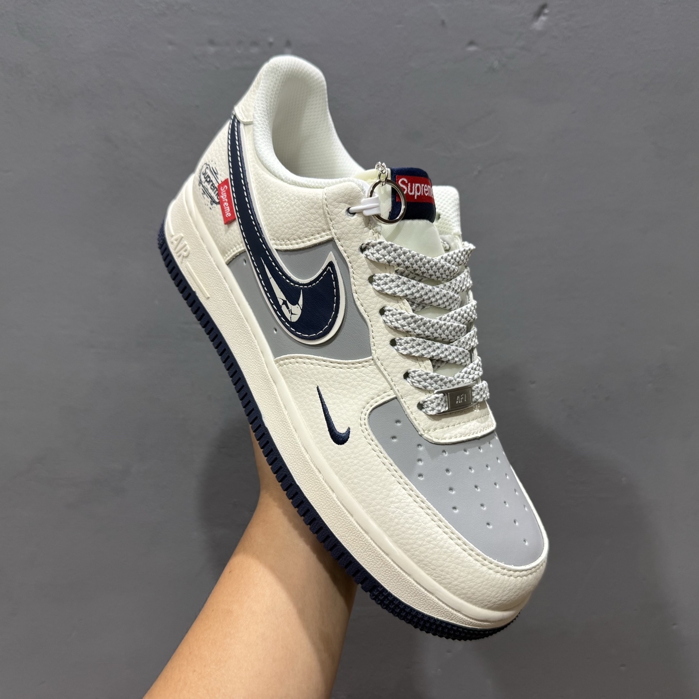 ￥250 Nike Air Force 1'07 Low Supreme联名 夜幕蓝 空军一号定制休闲板鞋 SM6668-112