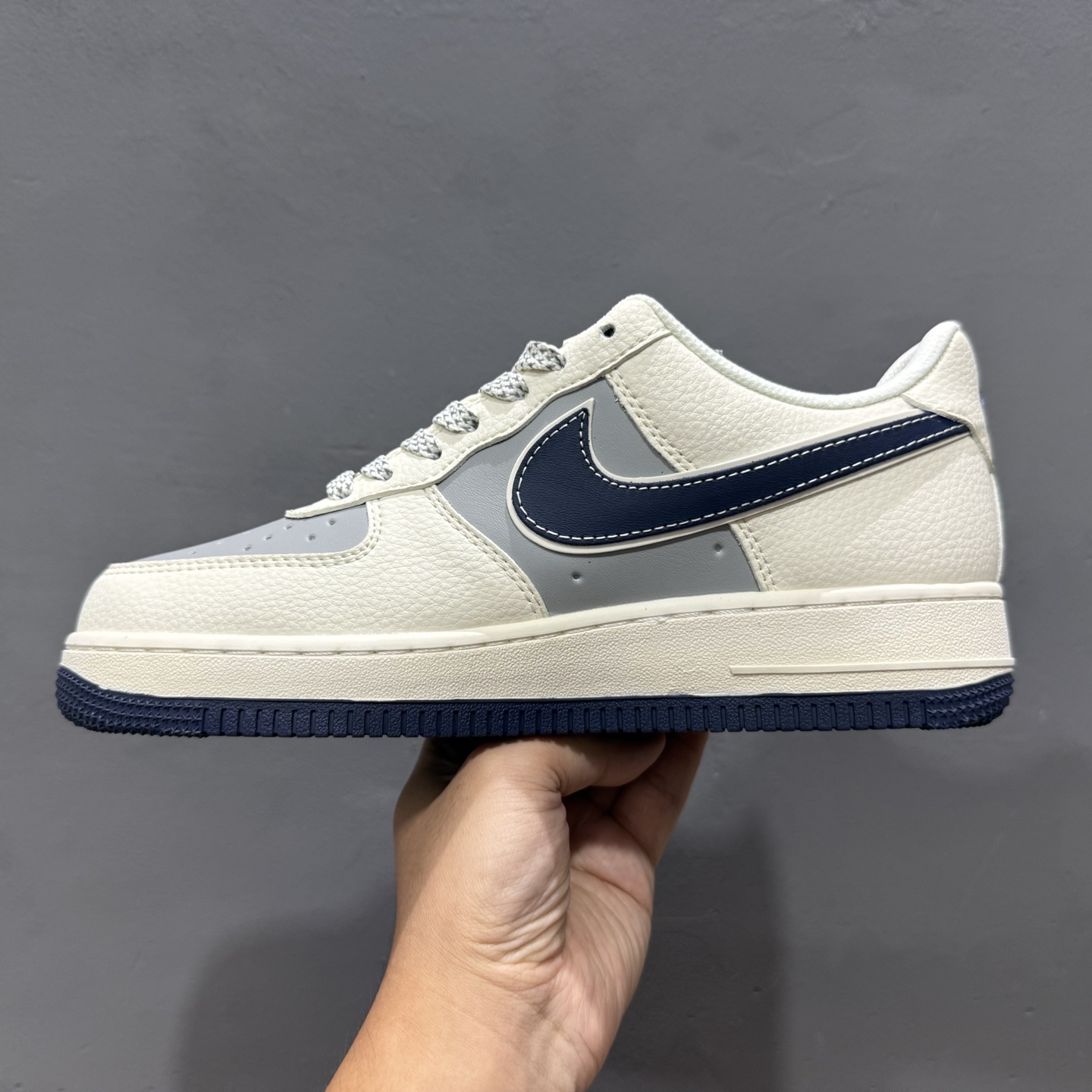 ￥250 Nike Air Force 1'07 Low Supreme联名 夜幕蓝 空军一号定制休闲板鞋 SM6668-112