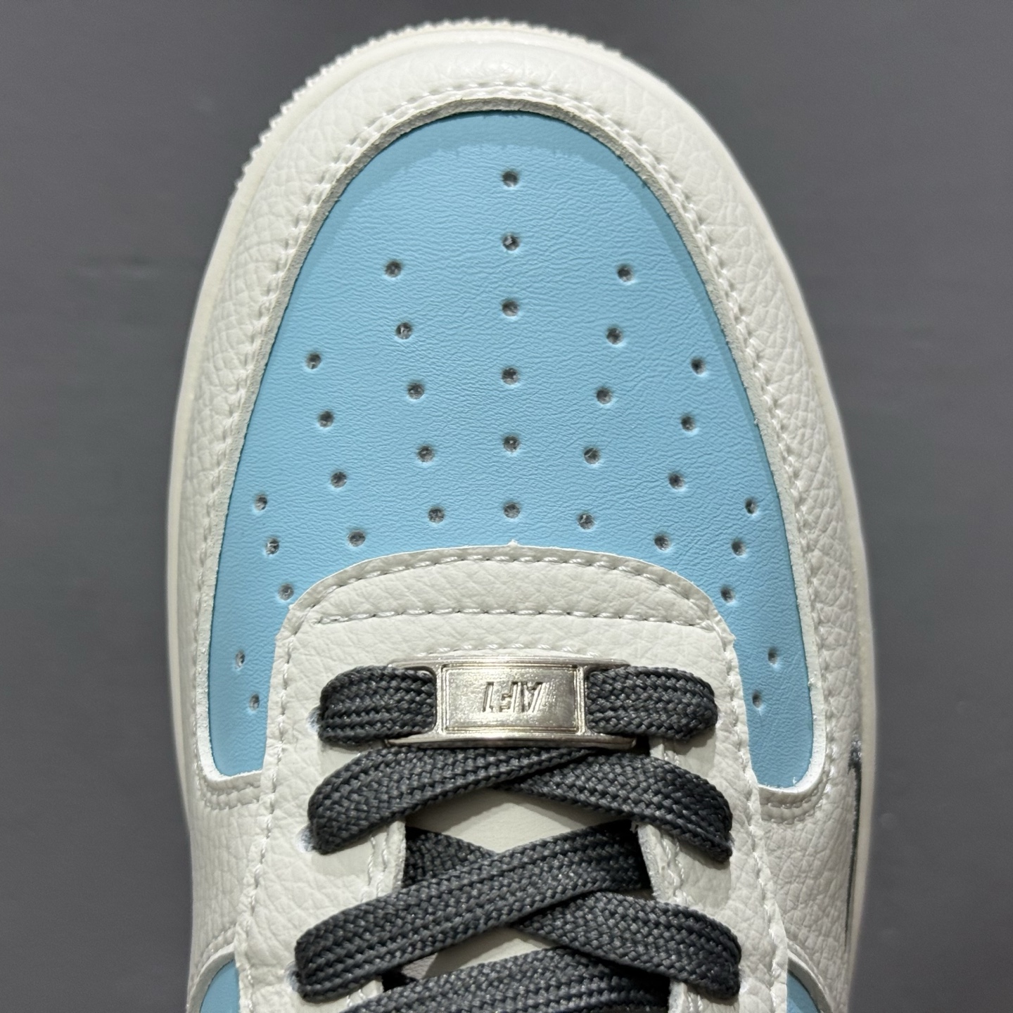 ￥260 Nike Air Force 1'07 Low 北面联名 米浅蓝灰勾 空军一号定制休闲板鞋 CS5288-026