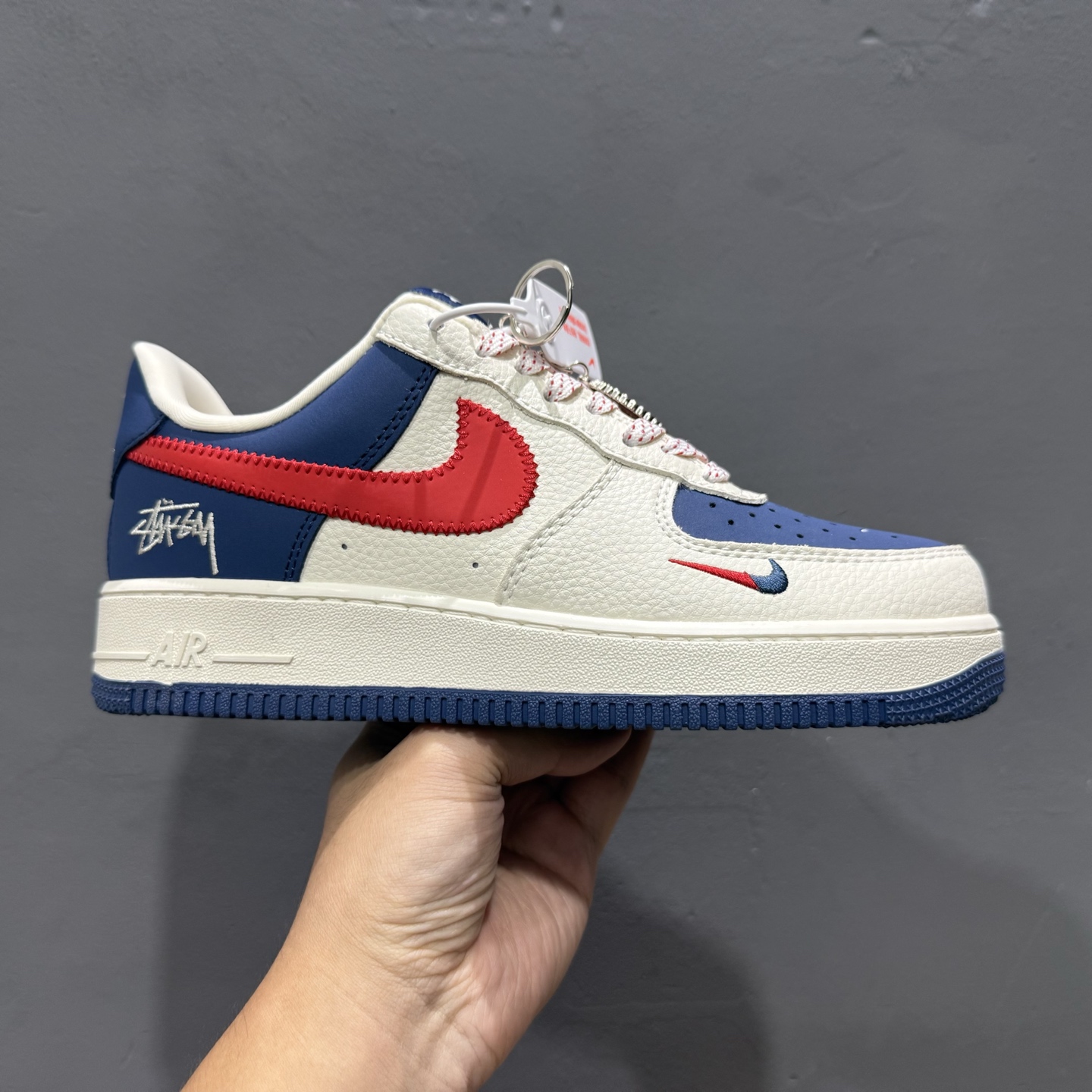 260 Stussy x Nike Air Force 1 米蓝红针织勾 KJ1688-008