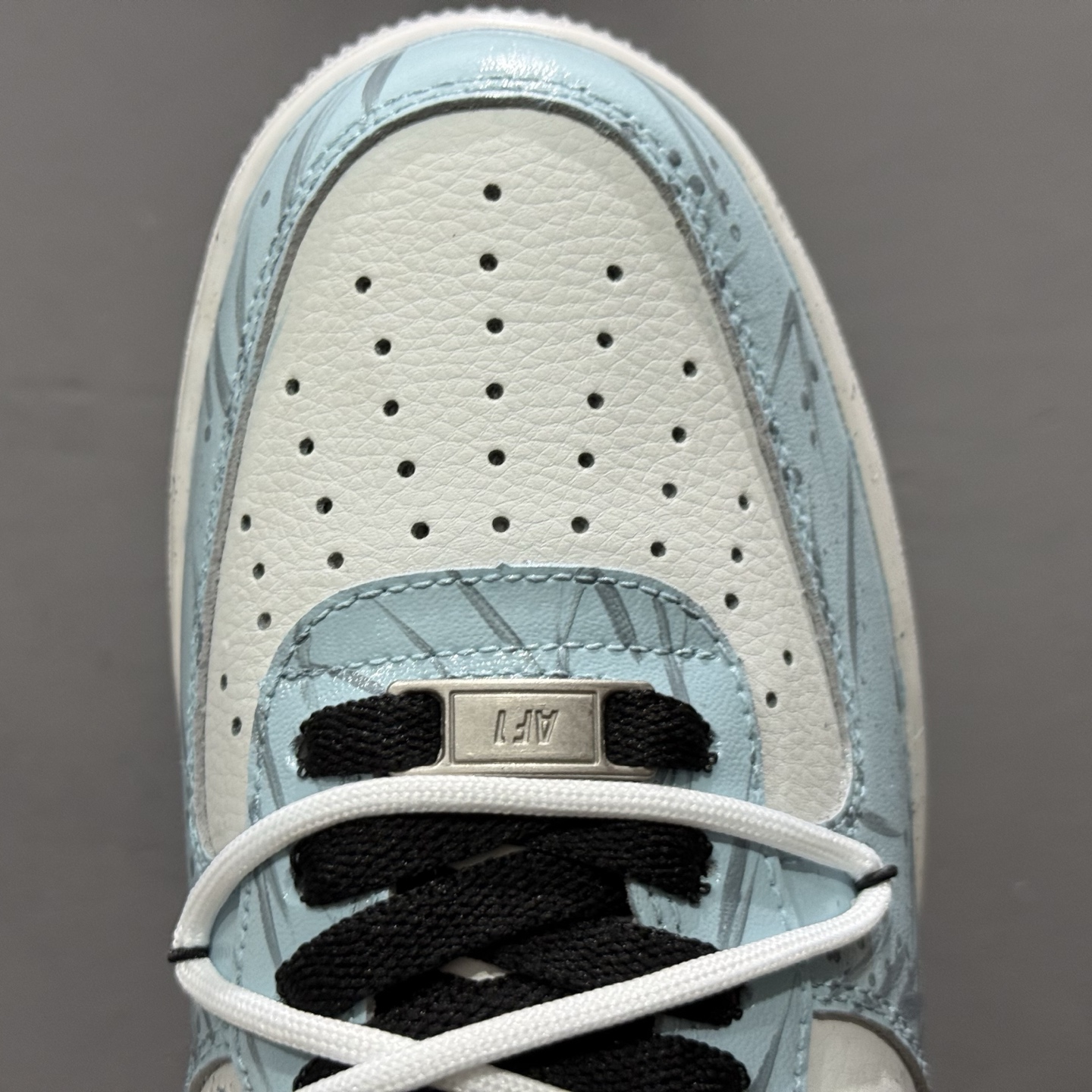 ￥260 Nike Air Force 1'07 Low ”Starry Sky Trajectory” 手绘涂鸦 星芒轨迹 空军一号定制休闲板鞋 CW1888-006