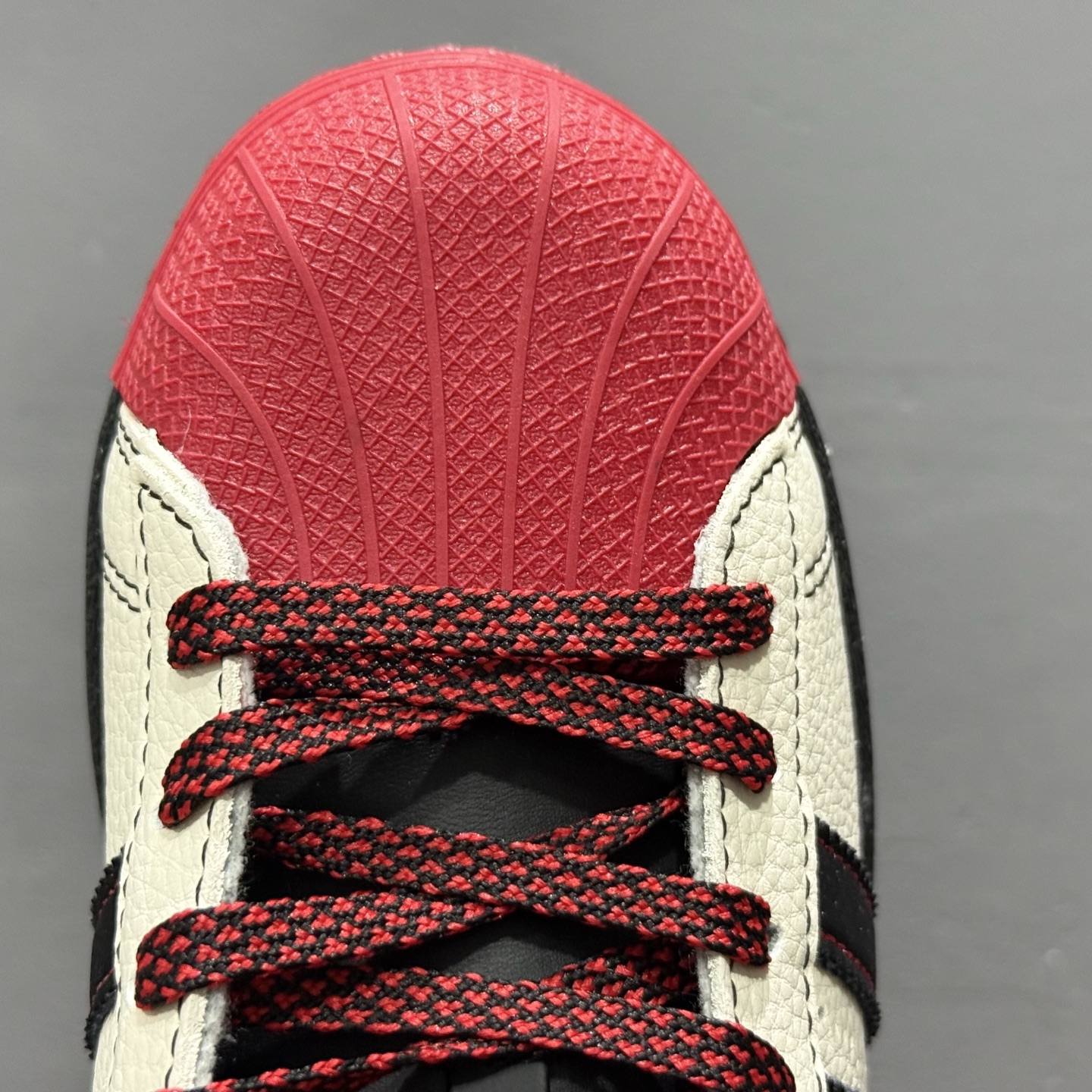 240 Adidas Originals Superstar 联名款贝壳头 AD8021