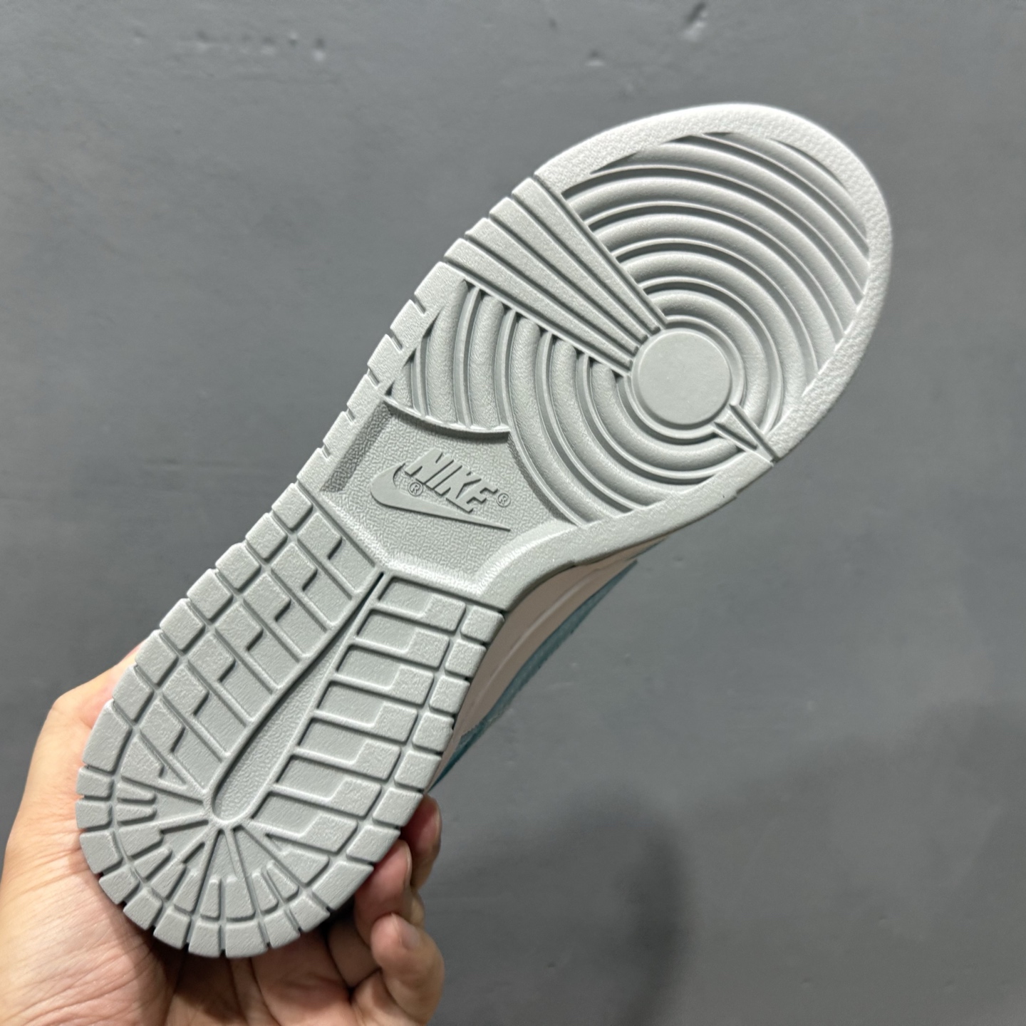 280 Nike Dunk Low 月下碧波行 天蓝色 此款以淡雅湖水蓝为基调 HF5441-105