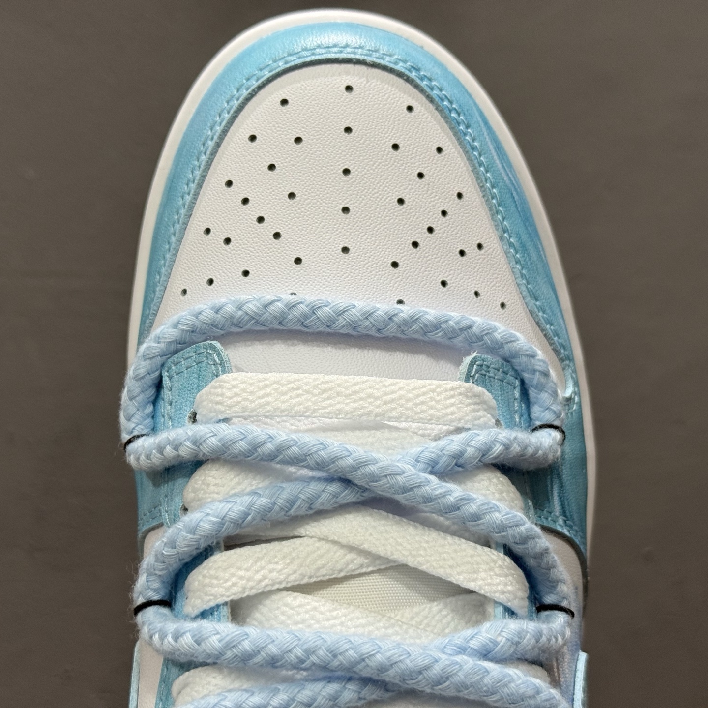 280 Nike Dunk Low 月下碧波行 天蓝色 此款以淡雅湖水蓝为基调 HF5441-105