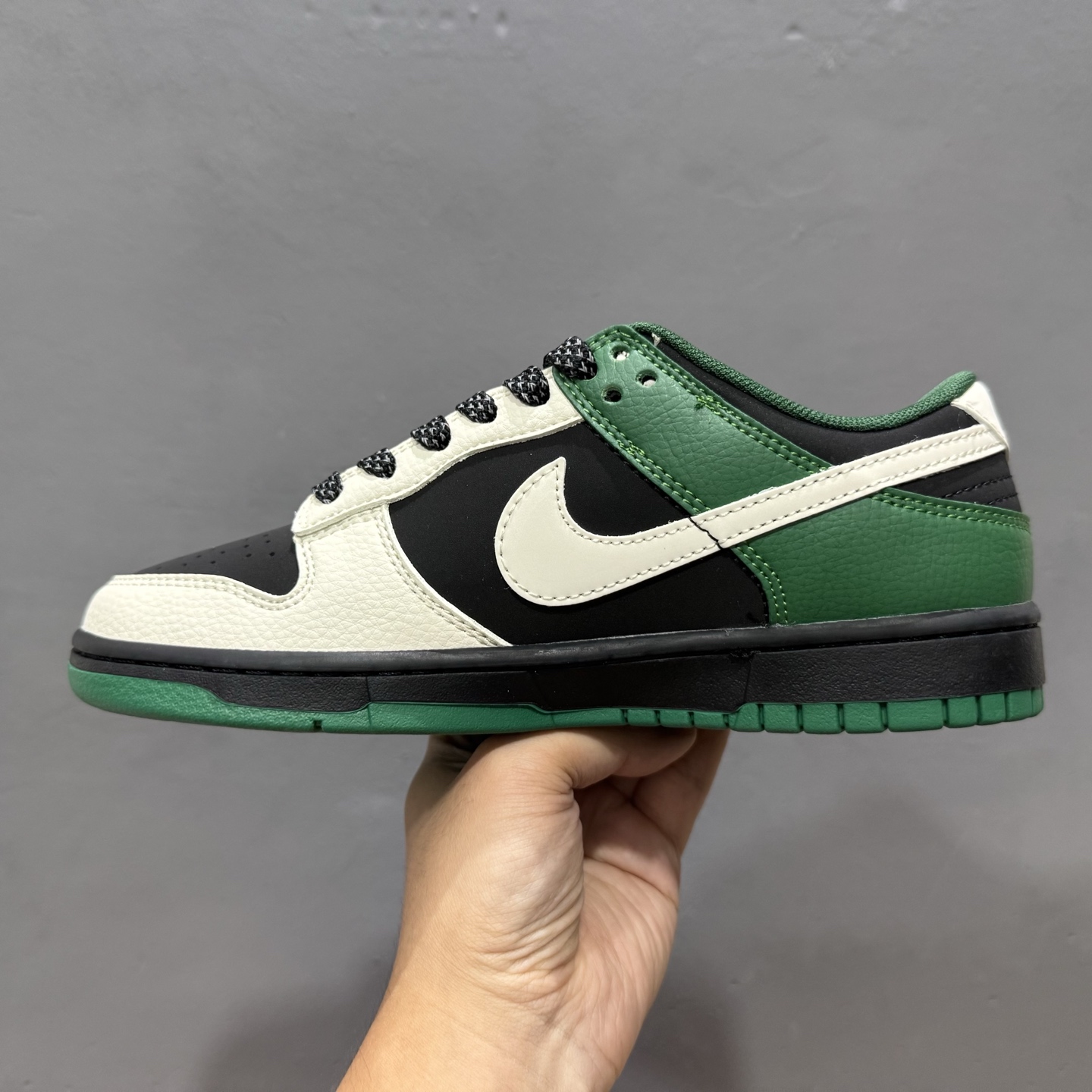 Bape x Nike Dunk Low 米黑绿双勾 QW5836-015