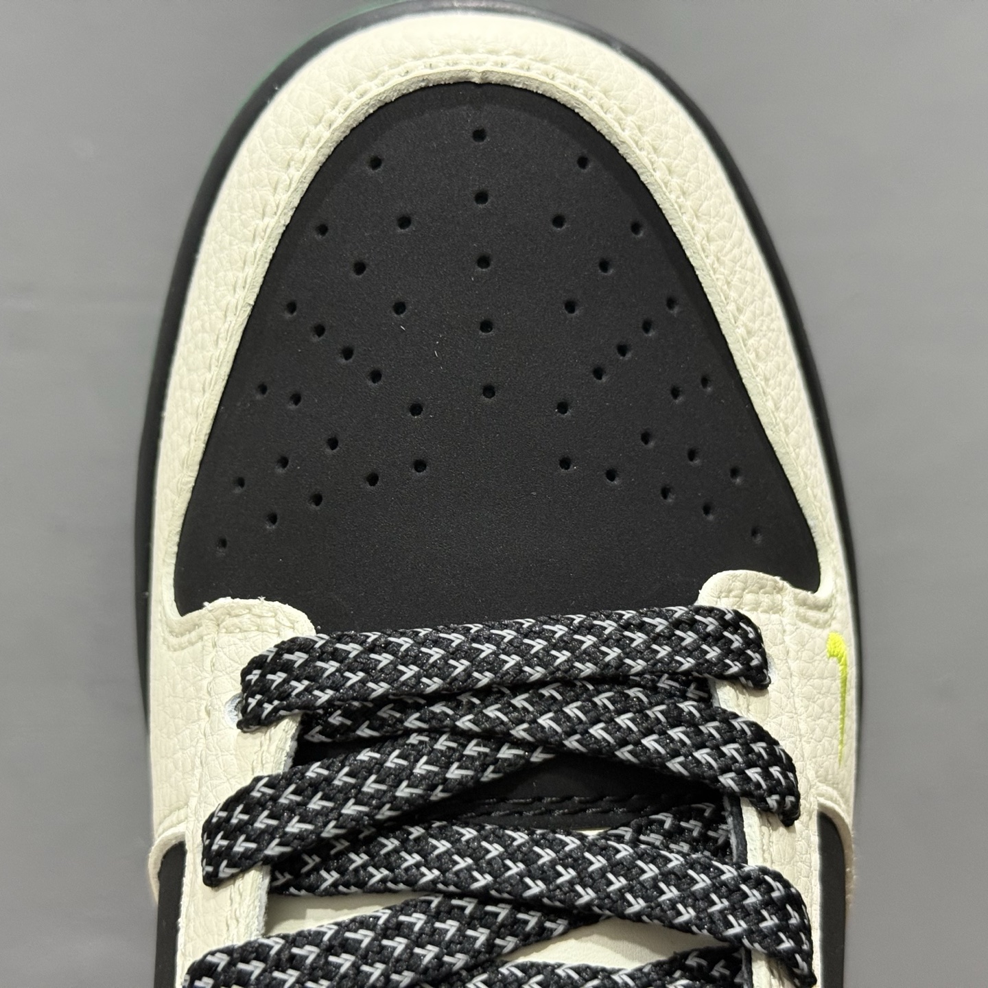Bape x Nike Dunk Low 米黑绿双勾 QW5836-015