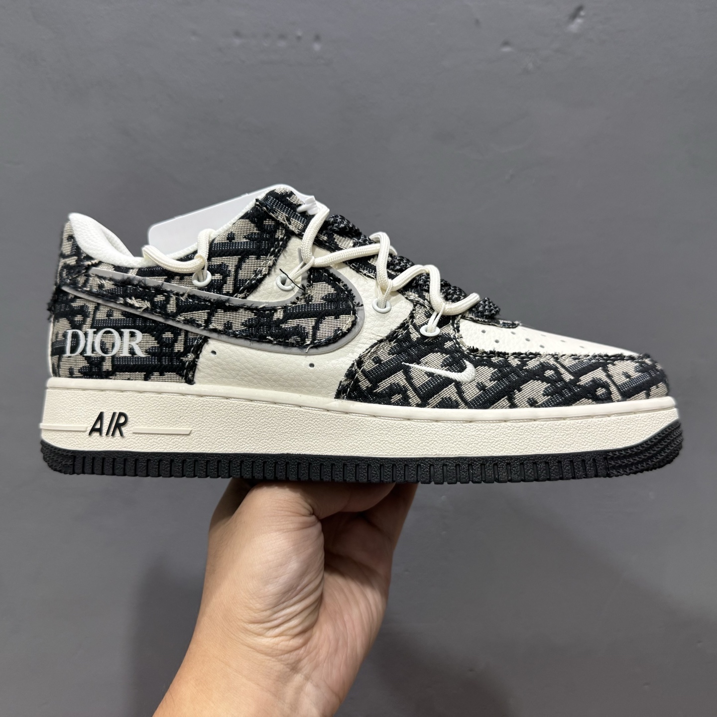 200 Nk Air Force 1‘07 Low 迪奥联名 黑花纹抽绳 空军一号低帮休闲板鞋 SJ1198-106