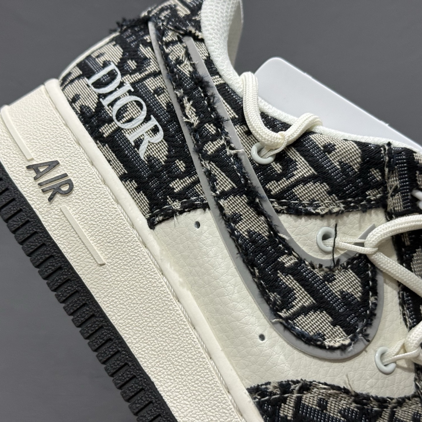 200 Nk Air Force 1‘07 Low 迪奥联名 黑花纹抽绳 空军一号低帮休闲板鞋 SJ1198-106