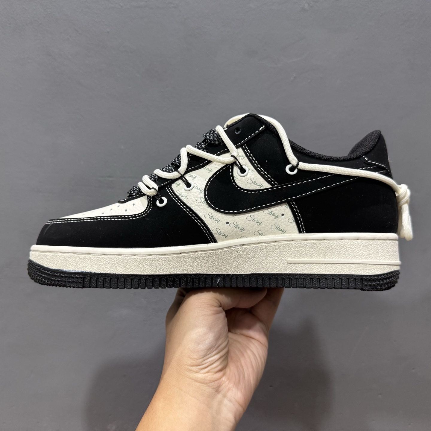 200 Nk Air Force 1‘07 Low 斯图西联名 黑白英文抽绳 空军一号低帮休闲板鞋 SJ1198-108