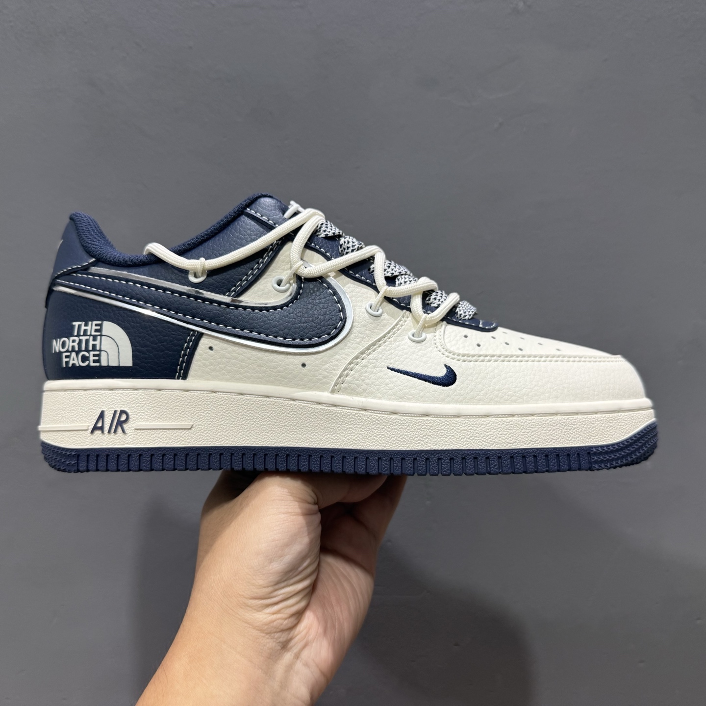 200 Nike Air Force 1 Low 07 x The North Face 白蓝小钩绑带满天星 SJ1198-107