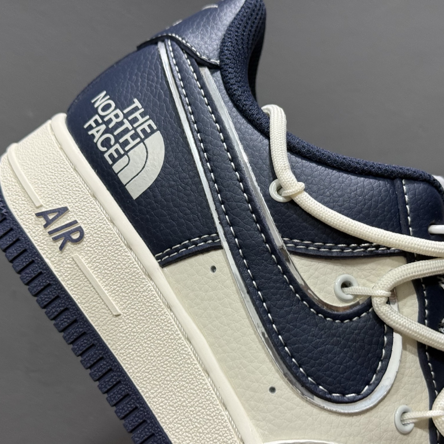 200 Nike Air Force 1 Low 07 x The North Face 白蓝小钩绑带满天星 SJ1198-107