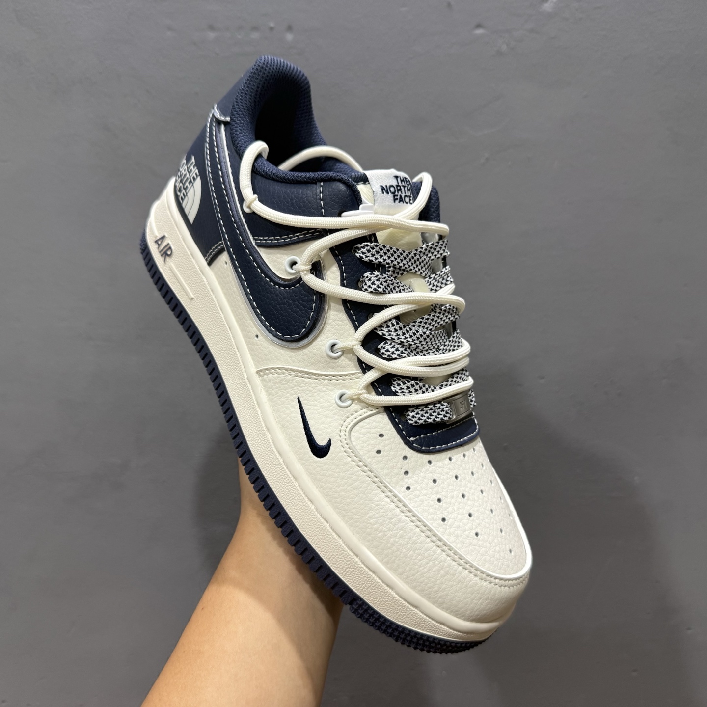 200 Nike Air Force 1 Low 07 x The North Face 白蓝小钩绑带满天星 SJ1198-107