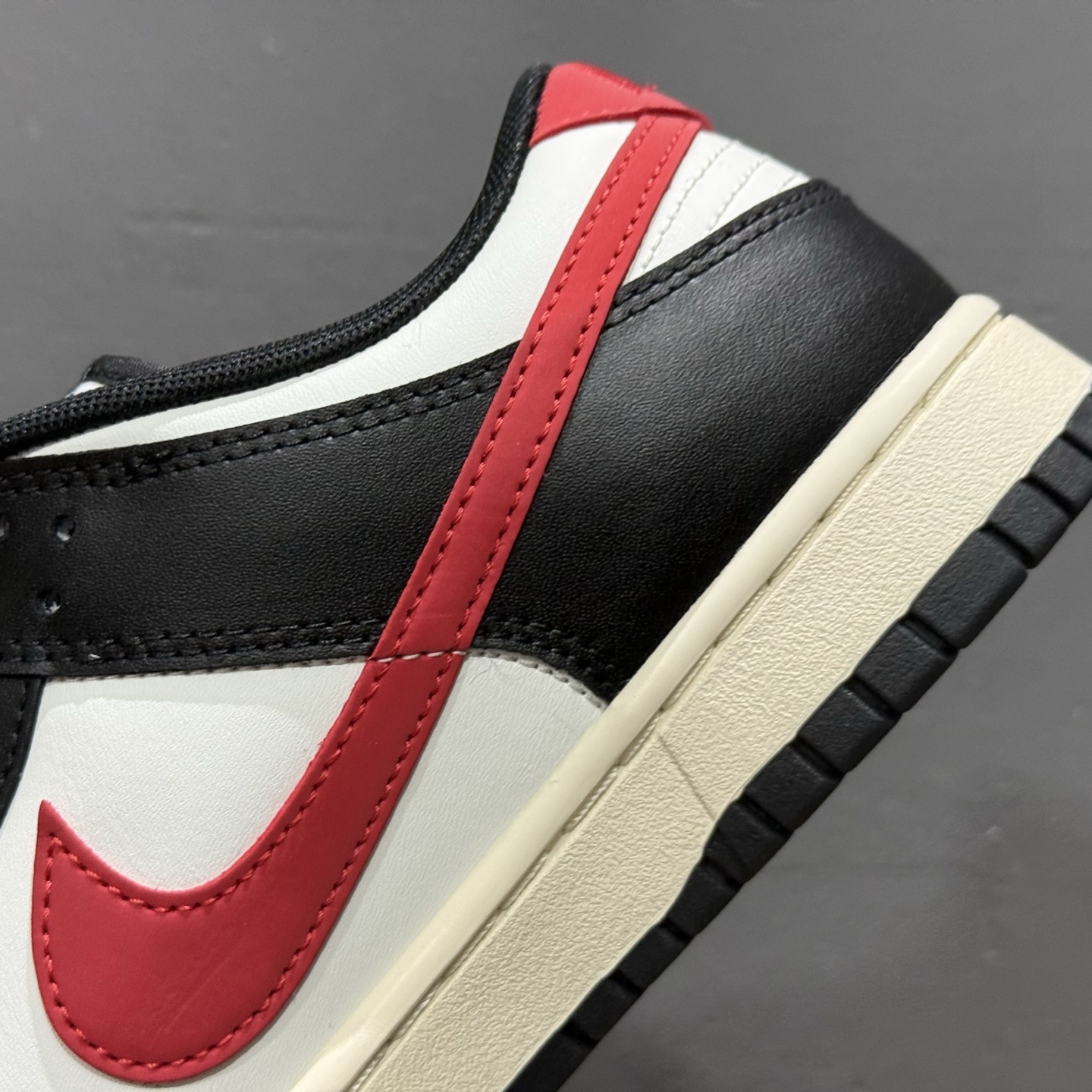 「YC版」260 Nike Dunk Low 黑焰 黑红色 当经典黑白撞裂酒红火焰尾 DD1391-100