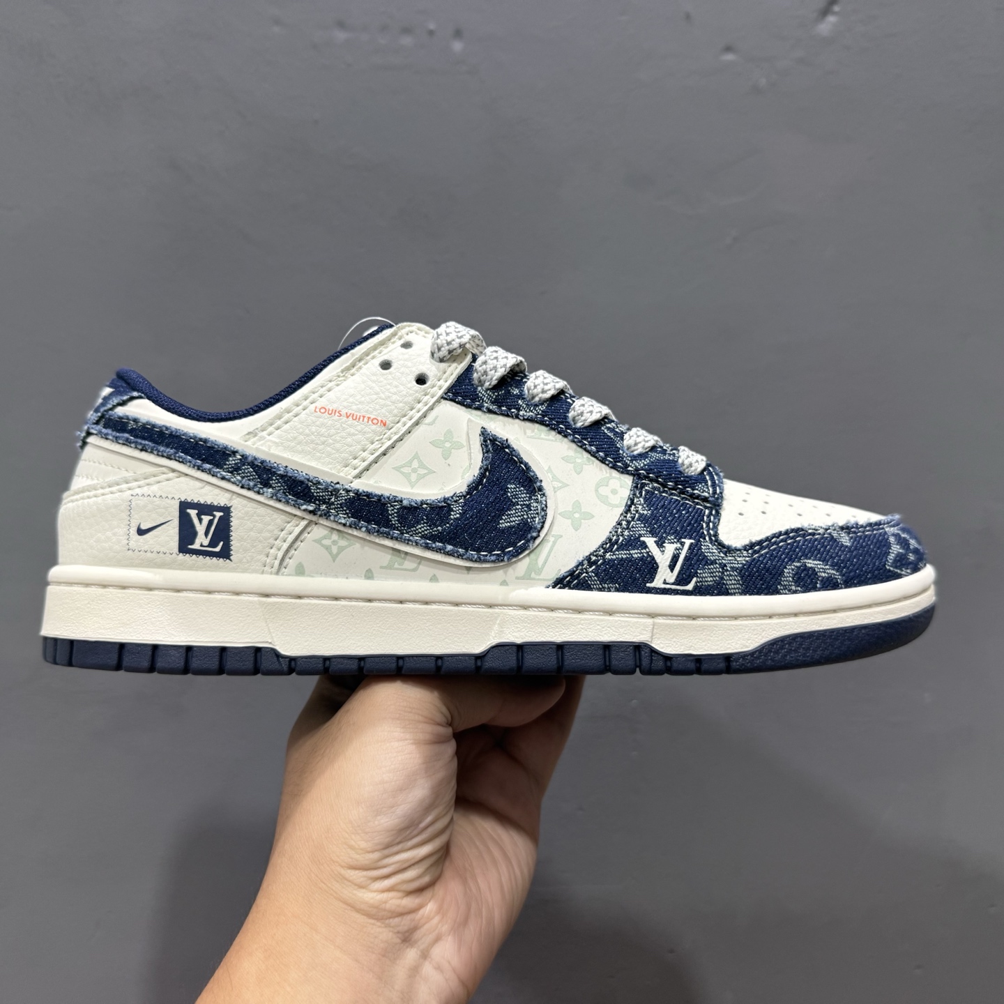 280 Louis Vuitton x Nike Dunk Low 米蓝布小勾 YX5066-386