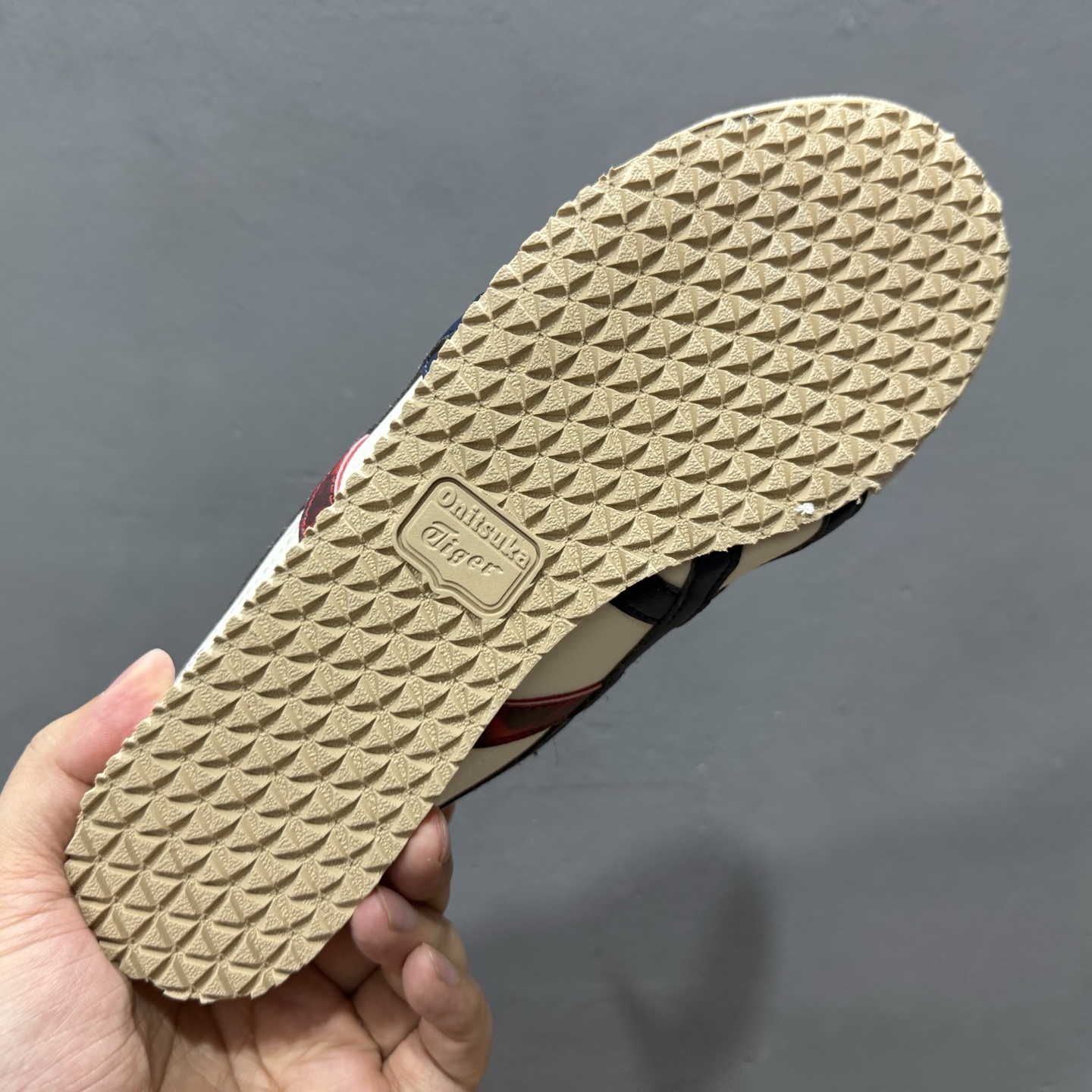 240 OnitsukaTiger 鬼冢虎 LV联名 低帮运动休闲鞋 藏蓝银撞色条纹配色 DL408-145