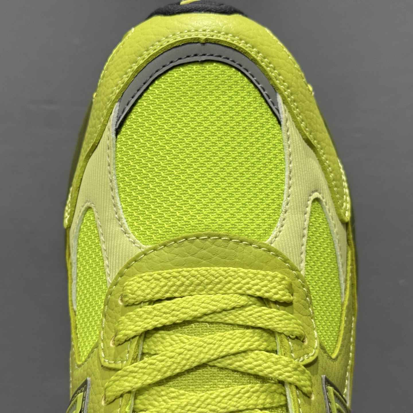 ￥240 纯原 New Balance 2010系列 复古休闲跑步鞋 U2010RLC