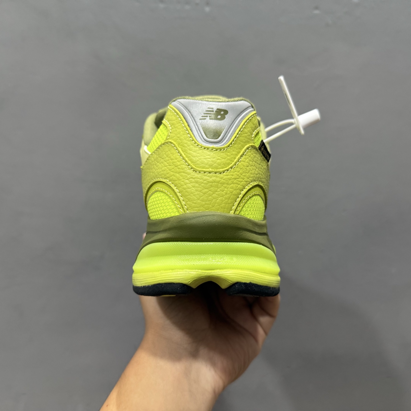 ￥240 纯原 New Balance 2010系列 复古休闲跑步鞋 U2010RLC
