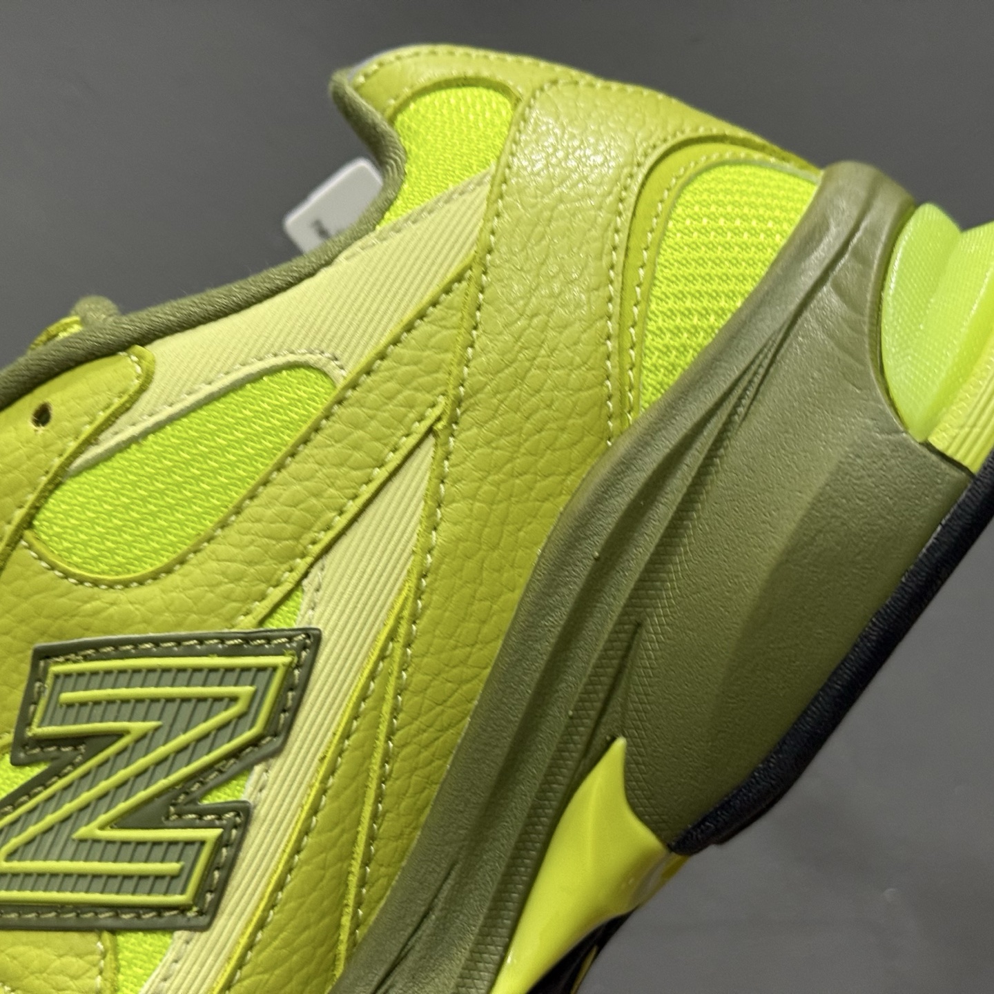 ￥240 纯原 New Balance 2010系列 复古休闲跑步鞋 U2010RLC
