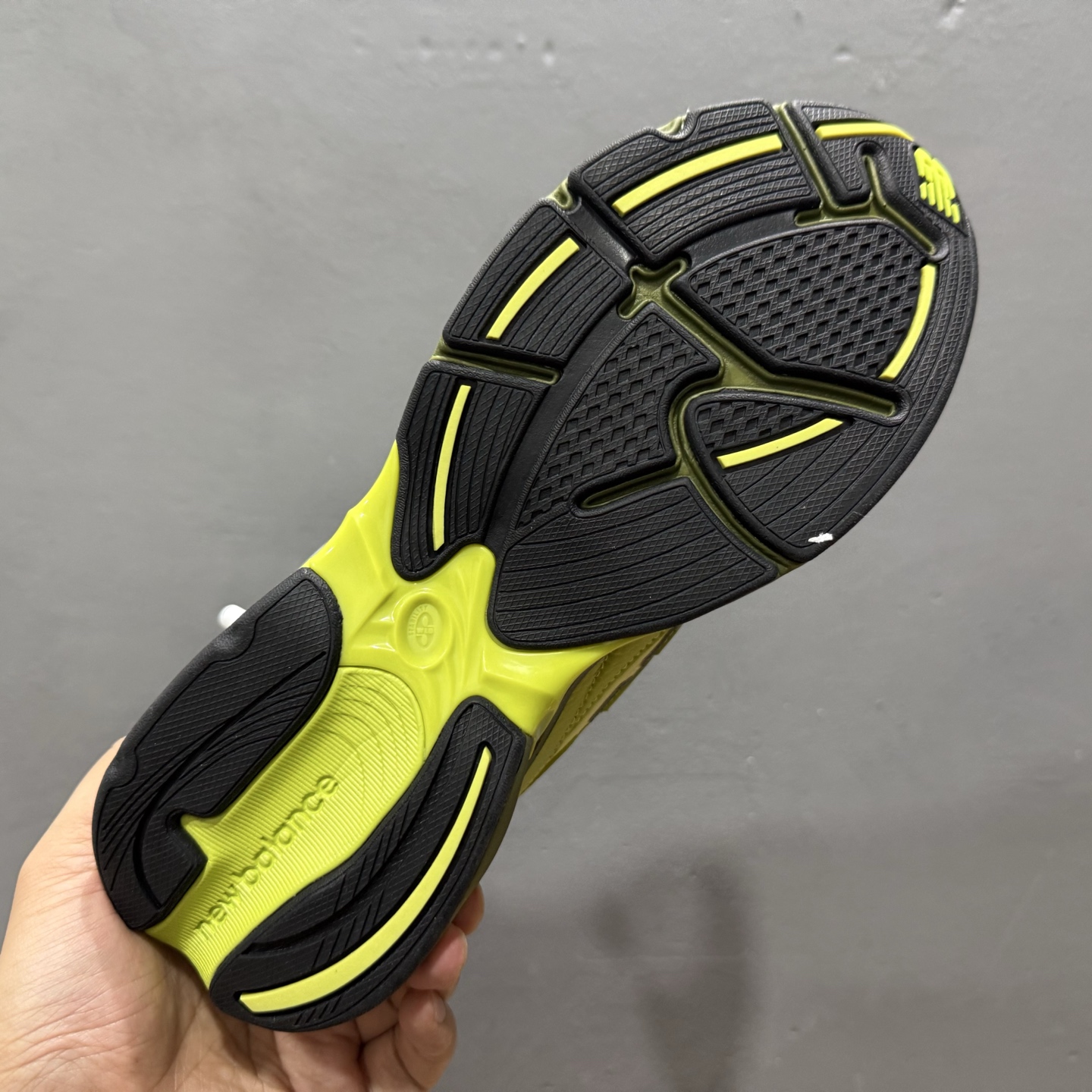 ￥240 纯原 New Balance 2010系列 复古休闲跑步鞋 U2010RLC