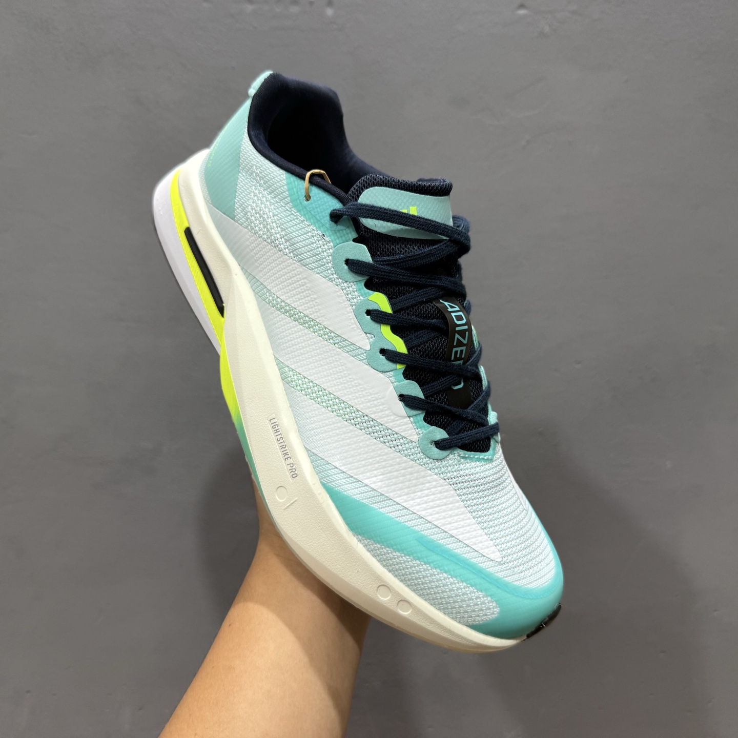 Adidas Adizero BOSSTN 13 全掌碳板 阿迪超轻透气缓震跑鞋 JS4945-111