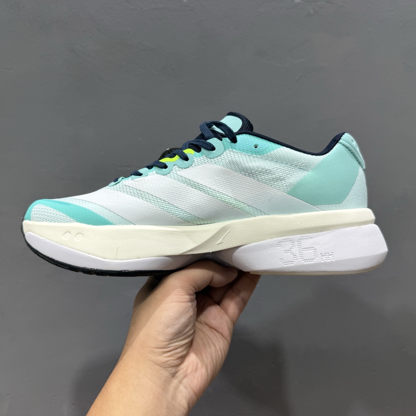 Adidas Adizero BOSSTN 13 全掌碳板 阿迪超轻透气缓震跑鞋 JS4945-111