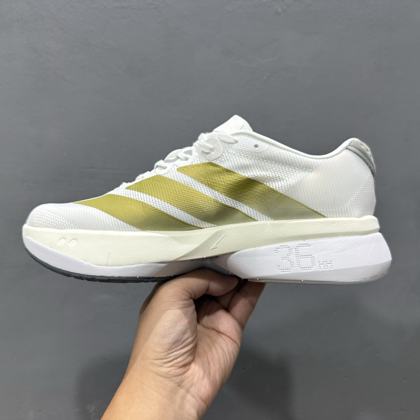 Adidas Adizero BOSSTN 13 全掌碳板 阿迪超轻透气缓震跑鞋JS4947-111