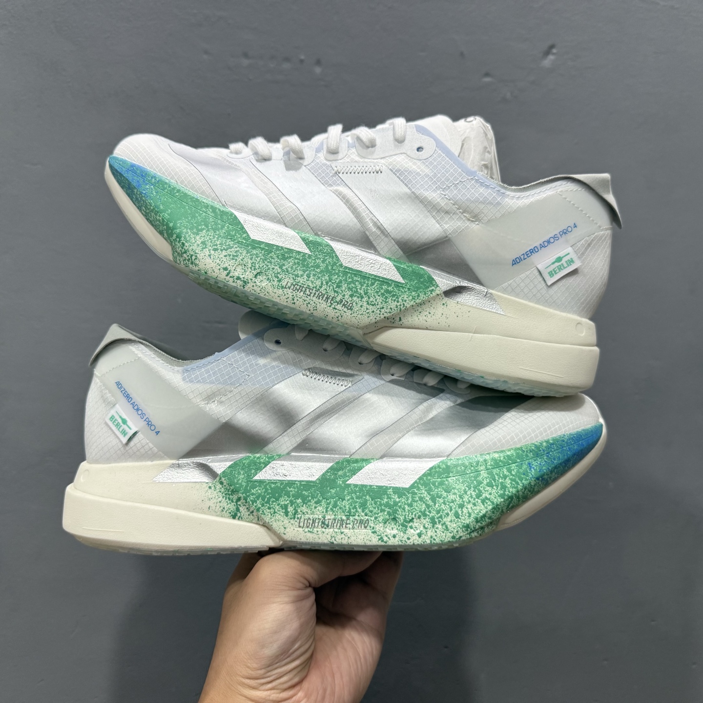新款出货 原装 AD AD Adizero Adios Pro 4M 轻盈跑鞋耐磨减震专业跑步鞋 JR8354-111