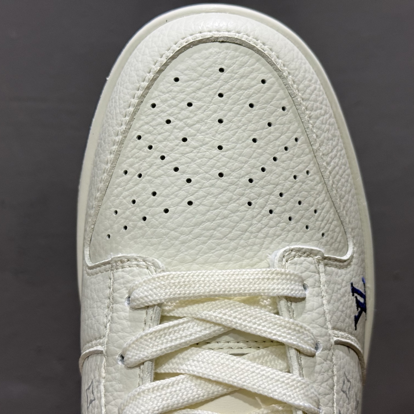 Nike SB Dunk Low 三方联名 白蓝金 高端定制 低帮休闲板鞋 SC0601-457