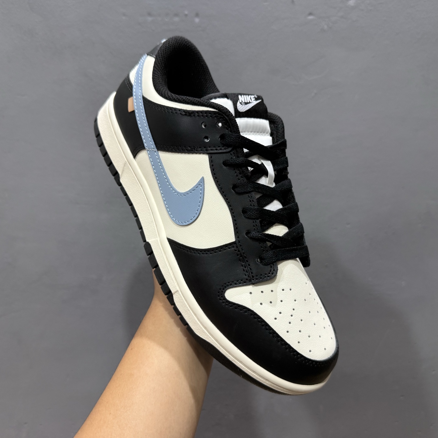 Nike Dunk Low 蓝尾巴 黑白蓝 黑白为经 DD1391-100